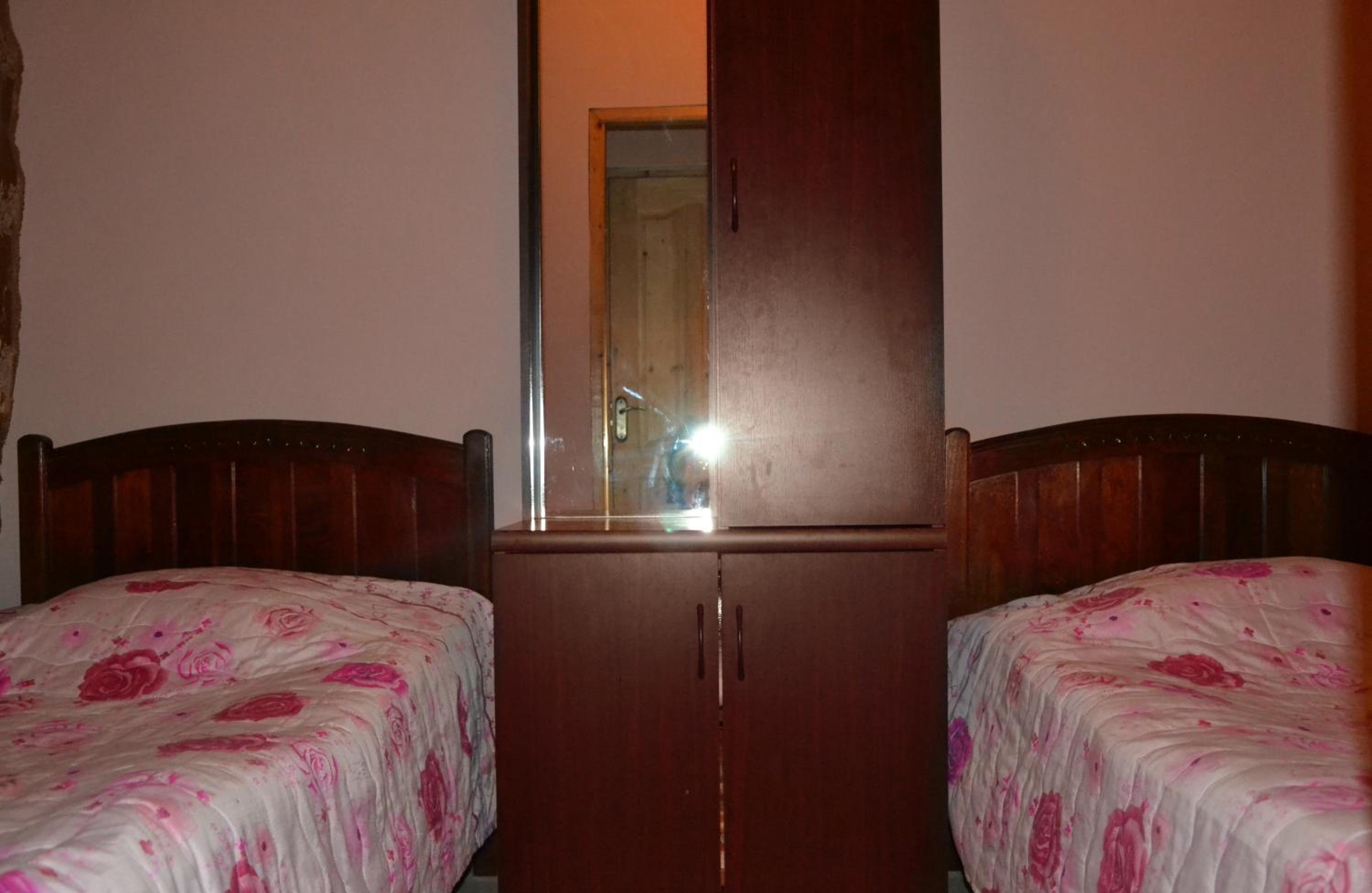 Photo 200