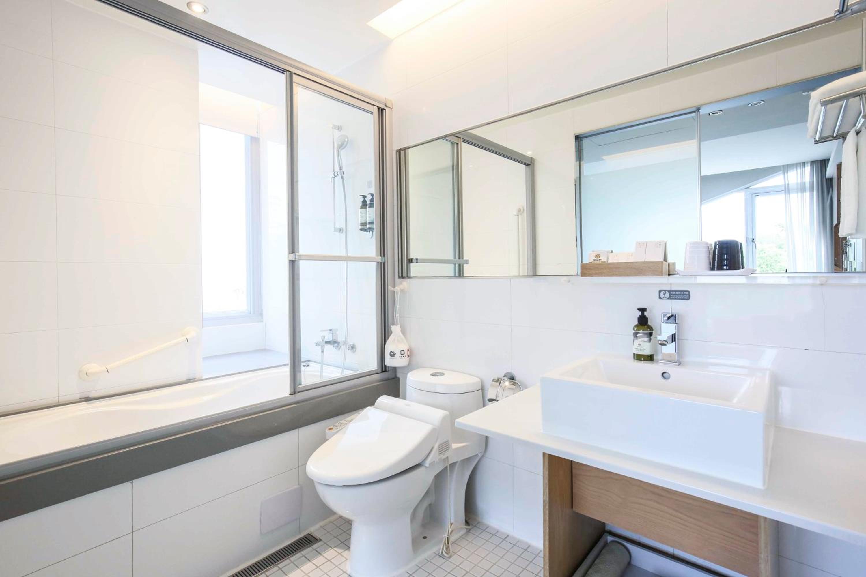 Dandy Hotel-Daan Park Branch - Image 5