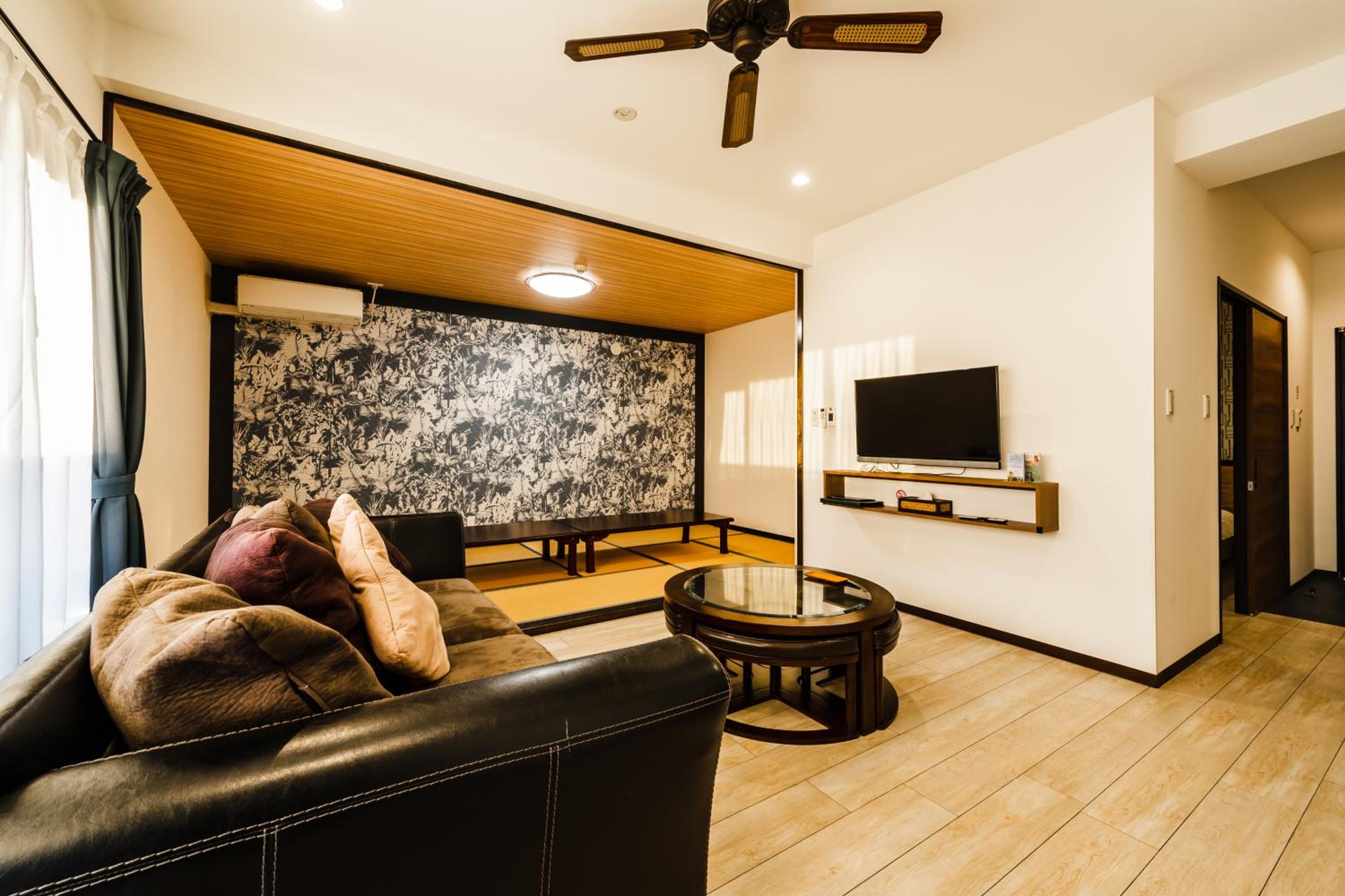 The Peridot Smart Hotel Tancha Ward