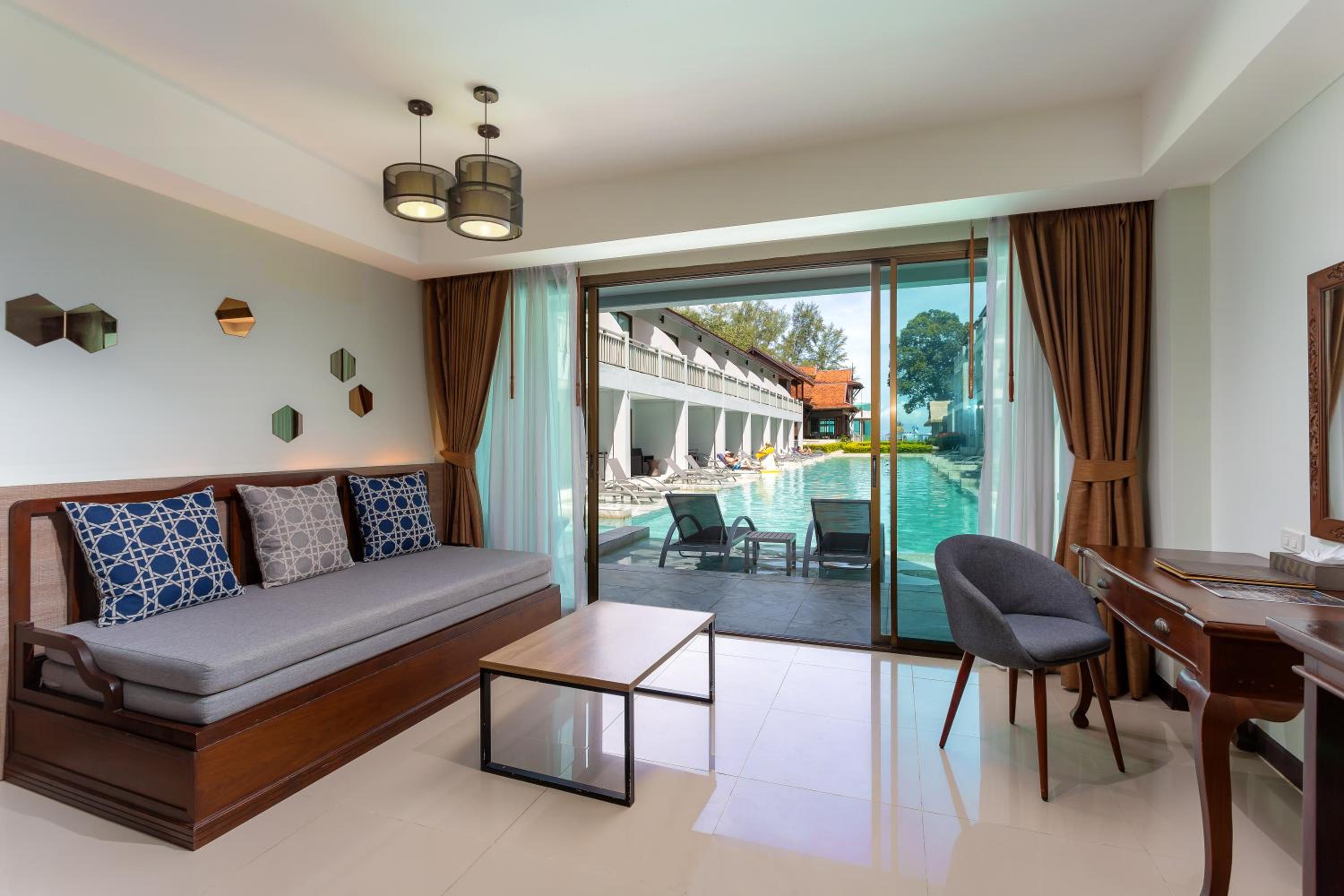 Khaolak Emerald Beach Resort and Spa