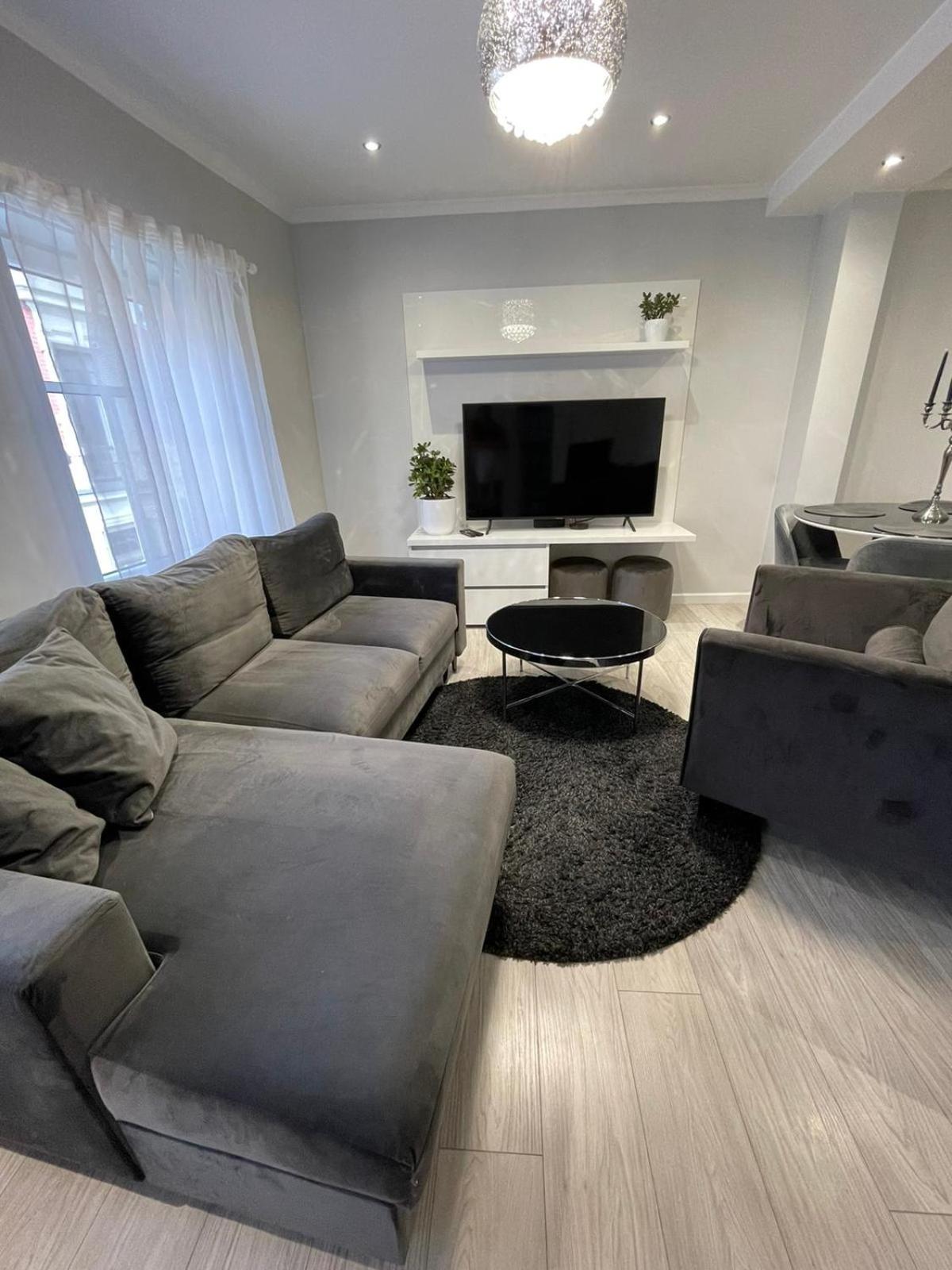 Brother street apartment view 2