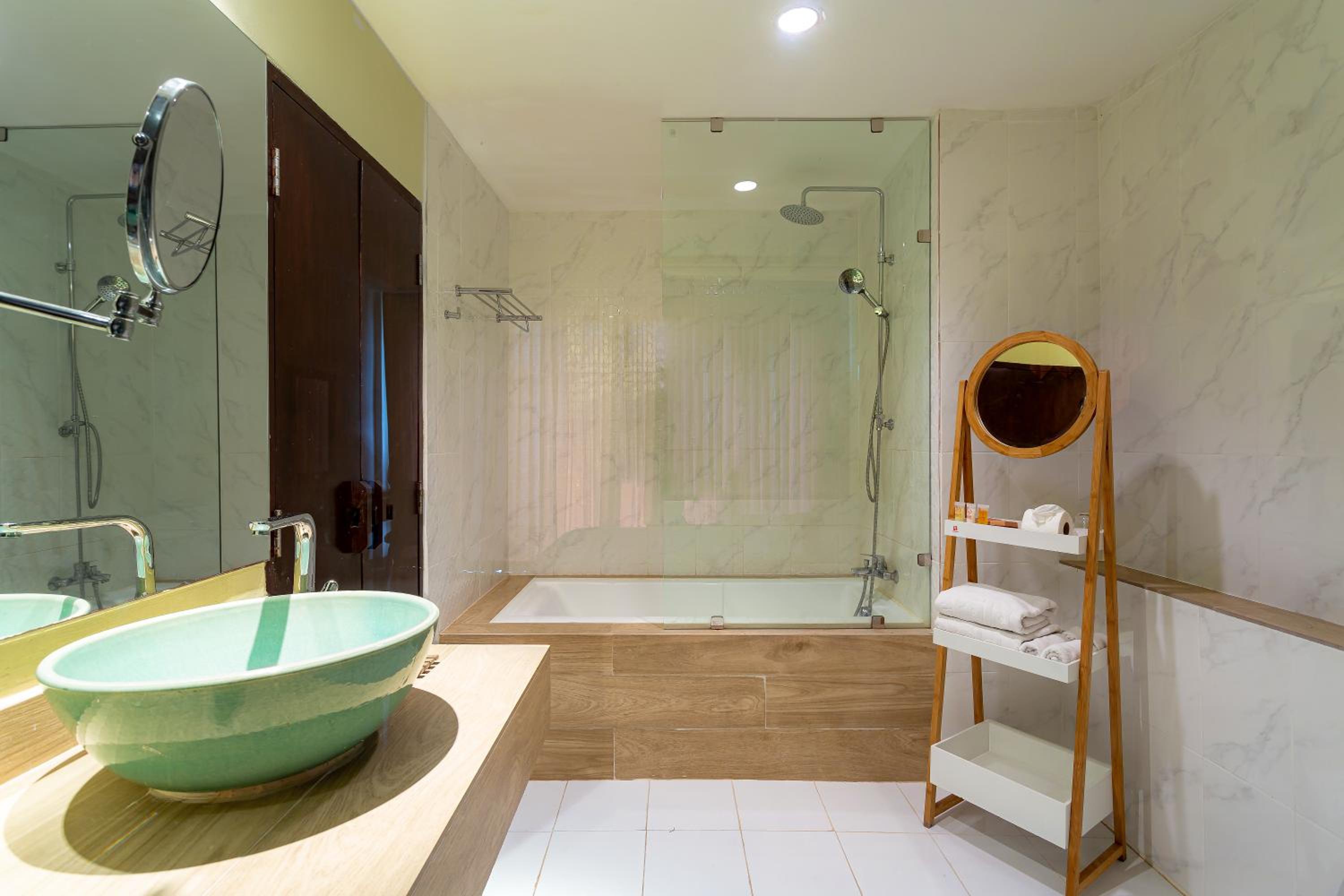 Khaolak Emerald Beach Resort and Spa
