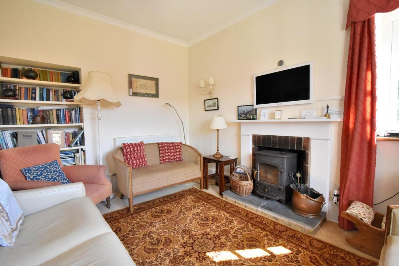 Lynch Cottage view 4