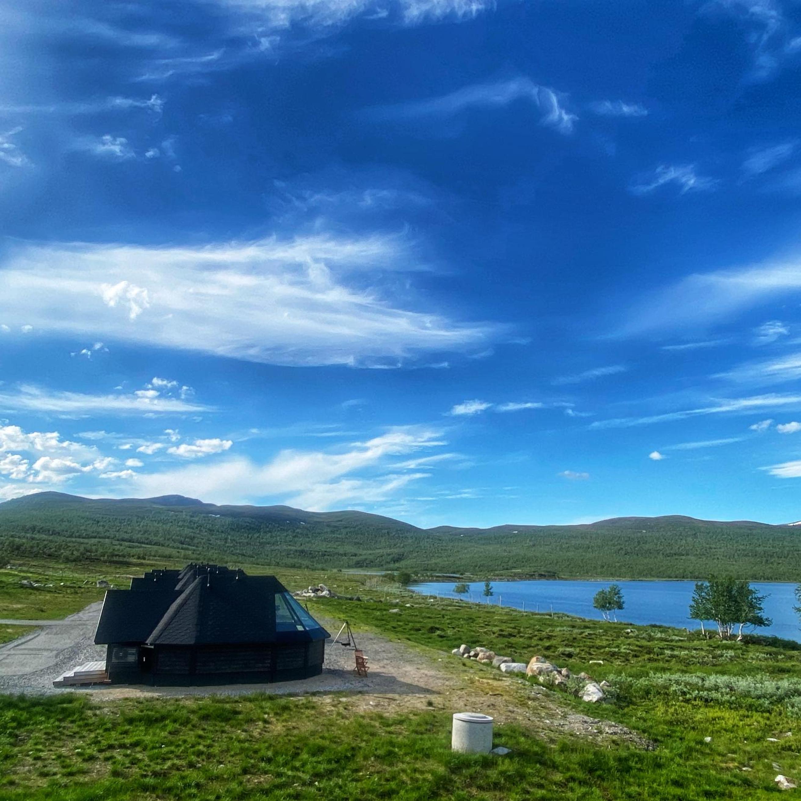 Arctic Land Adventure Glass Igloos