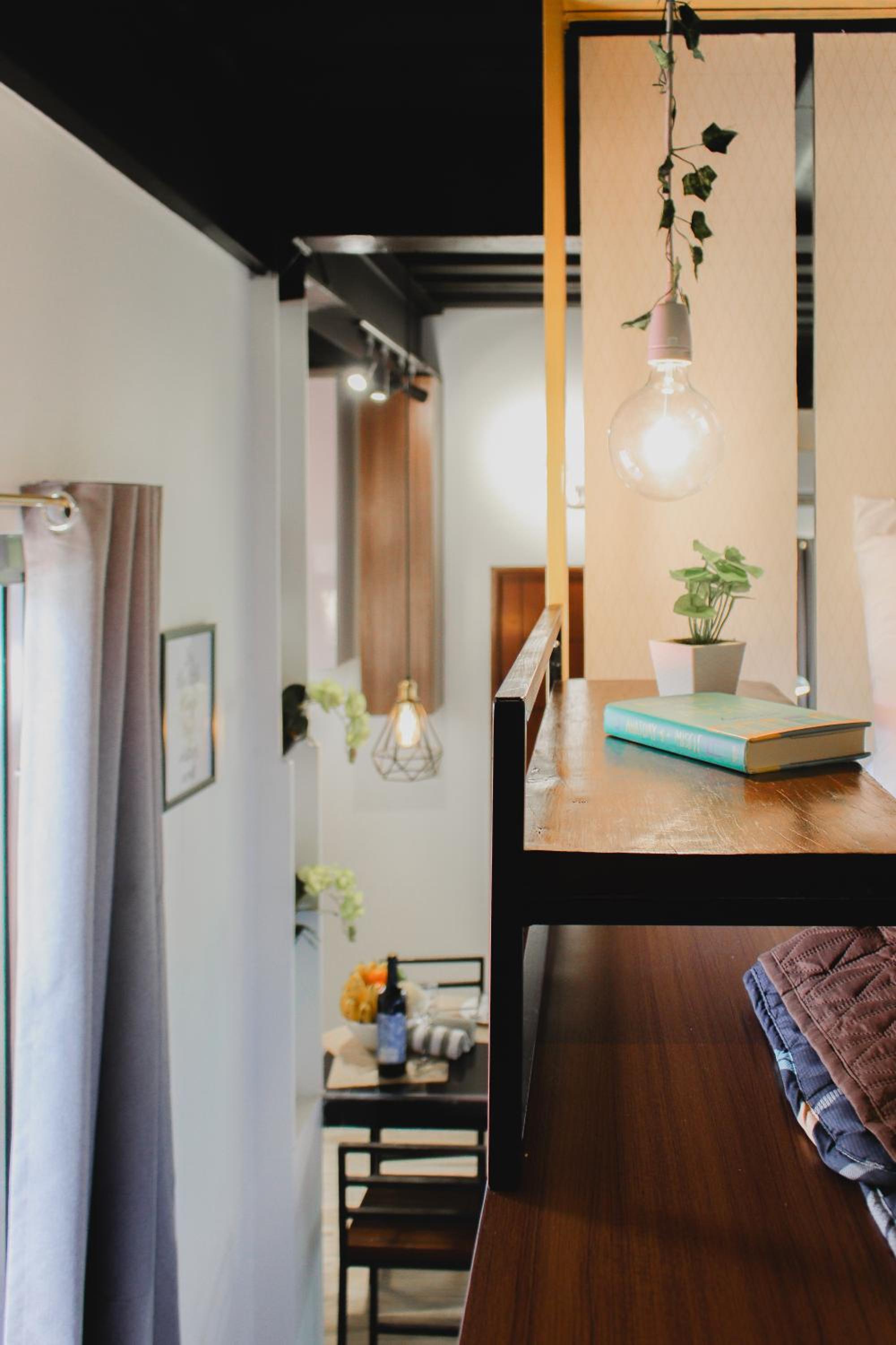 JMO Apartments