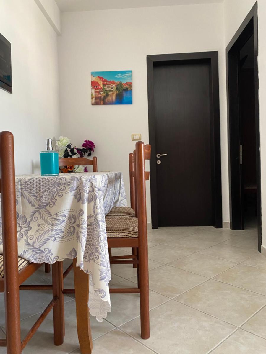 Alma Room