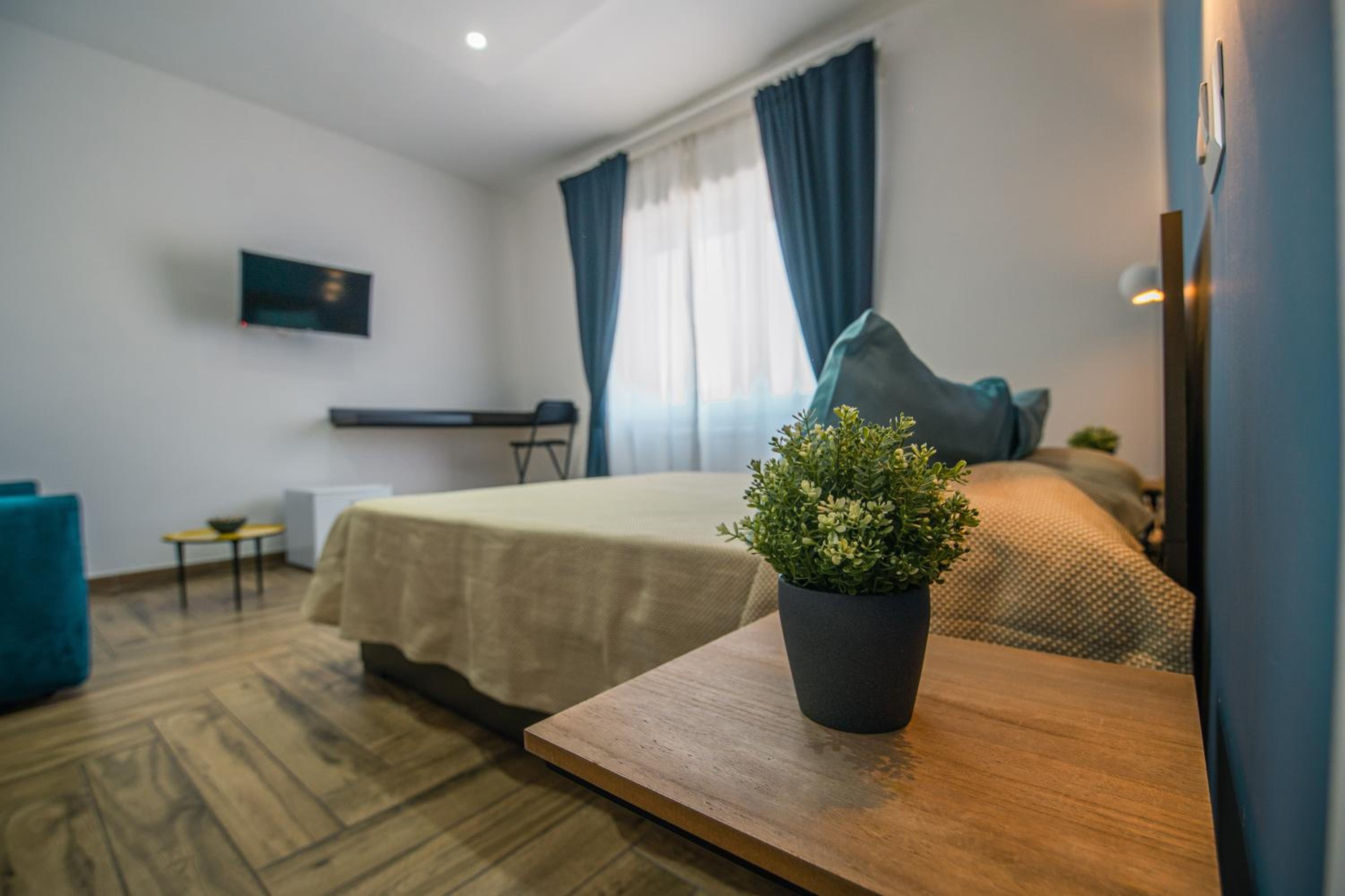 hotel room