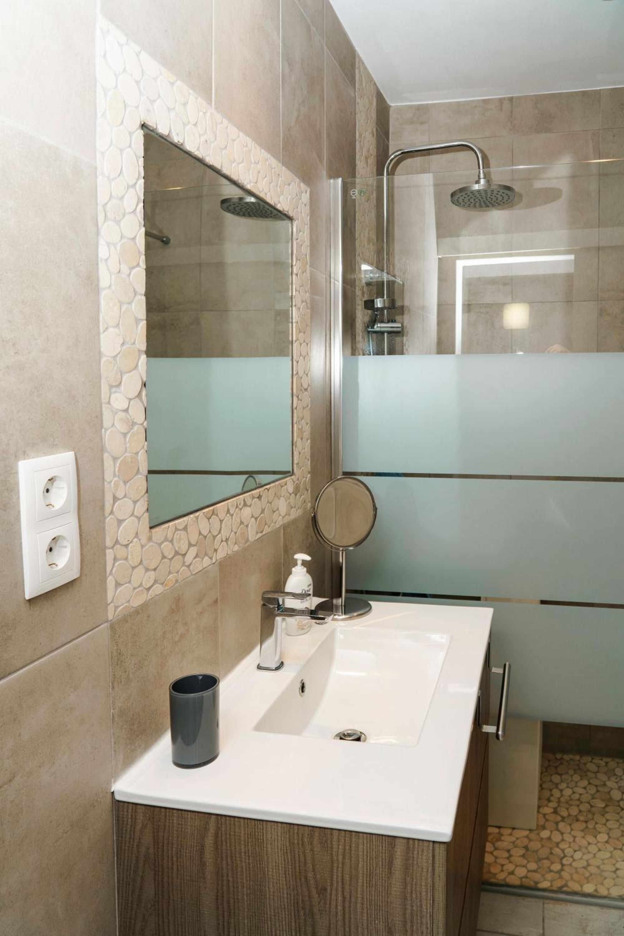 Apartamento Maresia´s - 200 meters from Oura Beach - BY BEDZY view 5