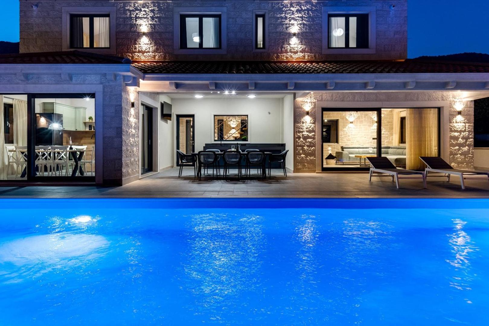 Stylish Villa Neven with 44sqm heated private pool, 4 en-suite bedrooms, 2 living and dining areas, wine cellar view 5