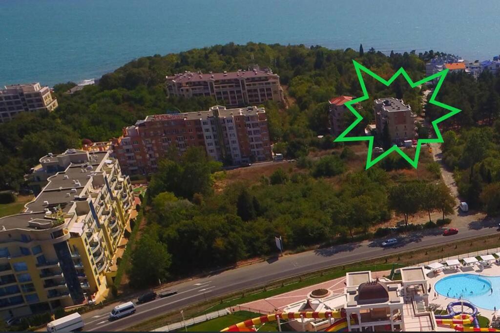 Pomorie Residence 1-bedroom apartment with pool & free parking, 300 m to the beach view 3