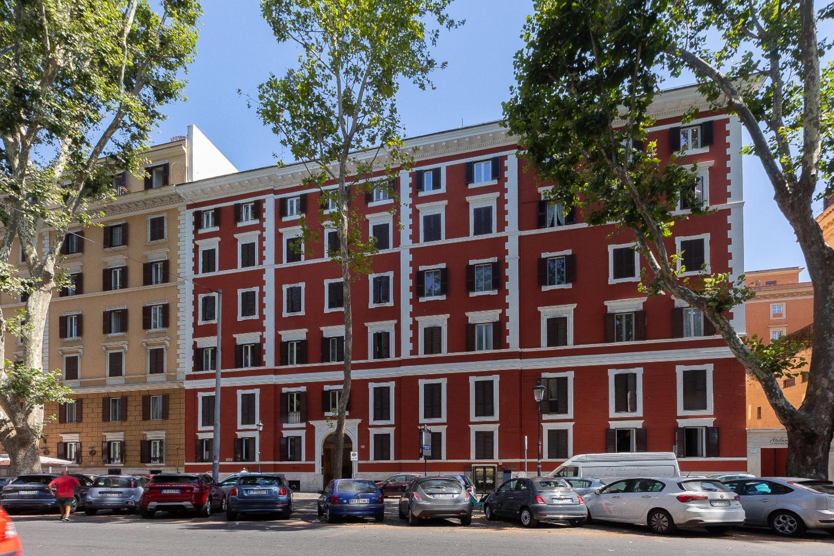 Cesare apartment By Rental in Rome
