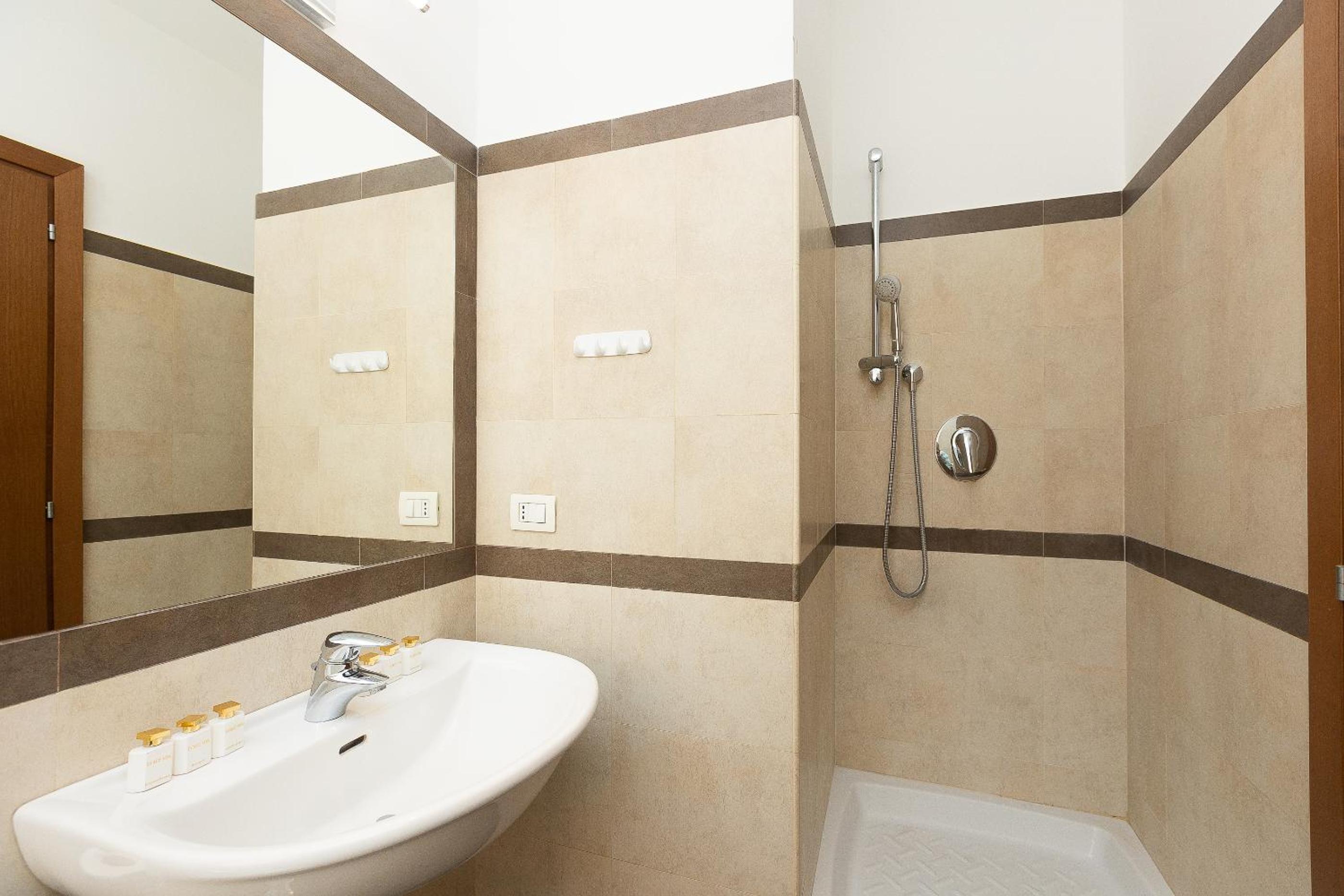 Cesare apartment By Rental in Rome
