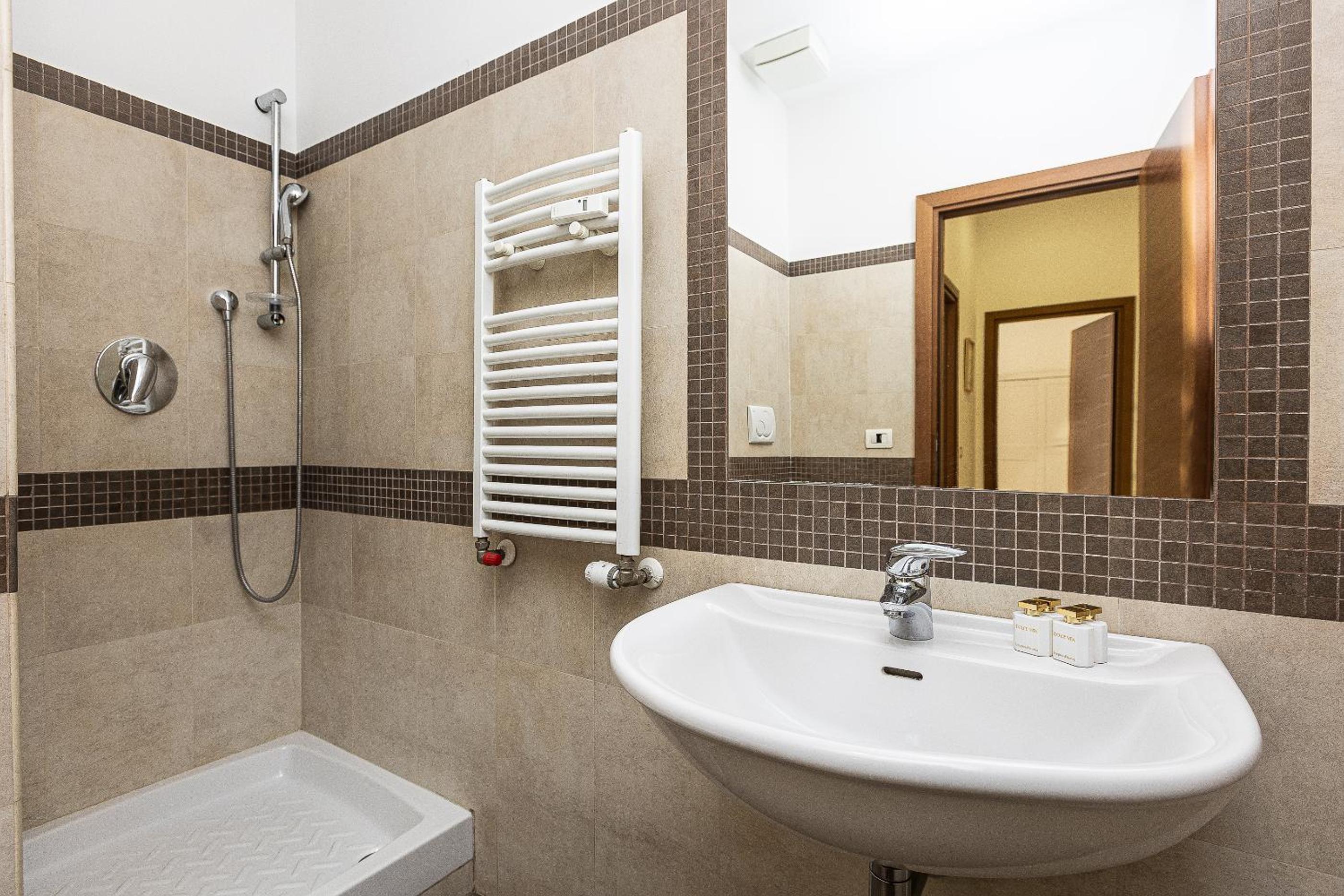 Cesare apartment By Rental in Rome