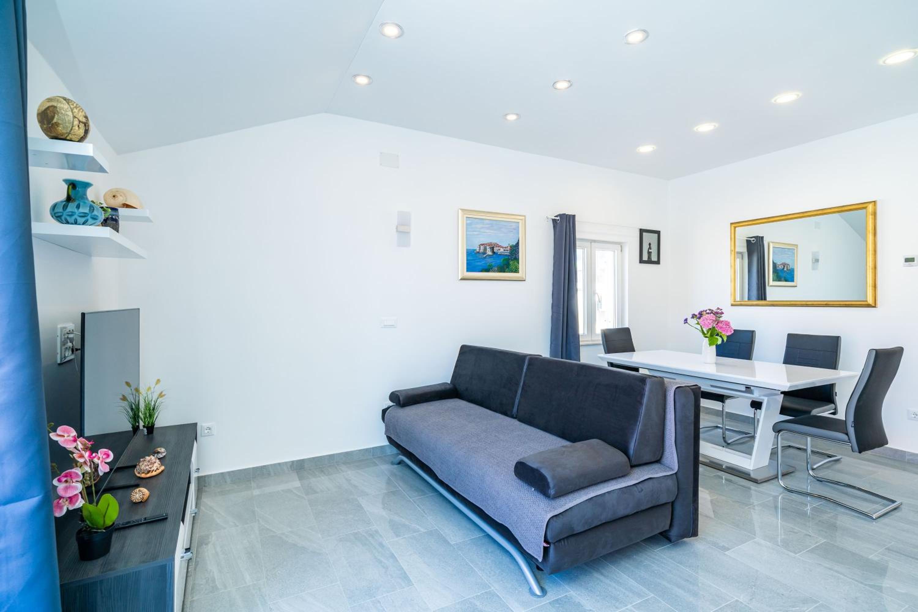 Andelic Sunset Apartments