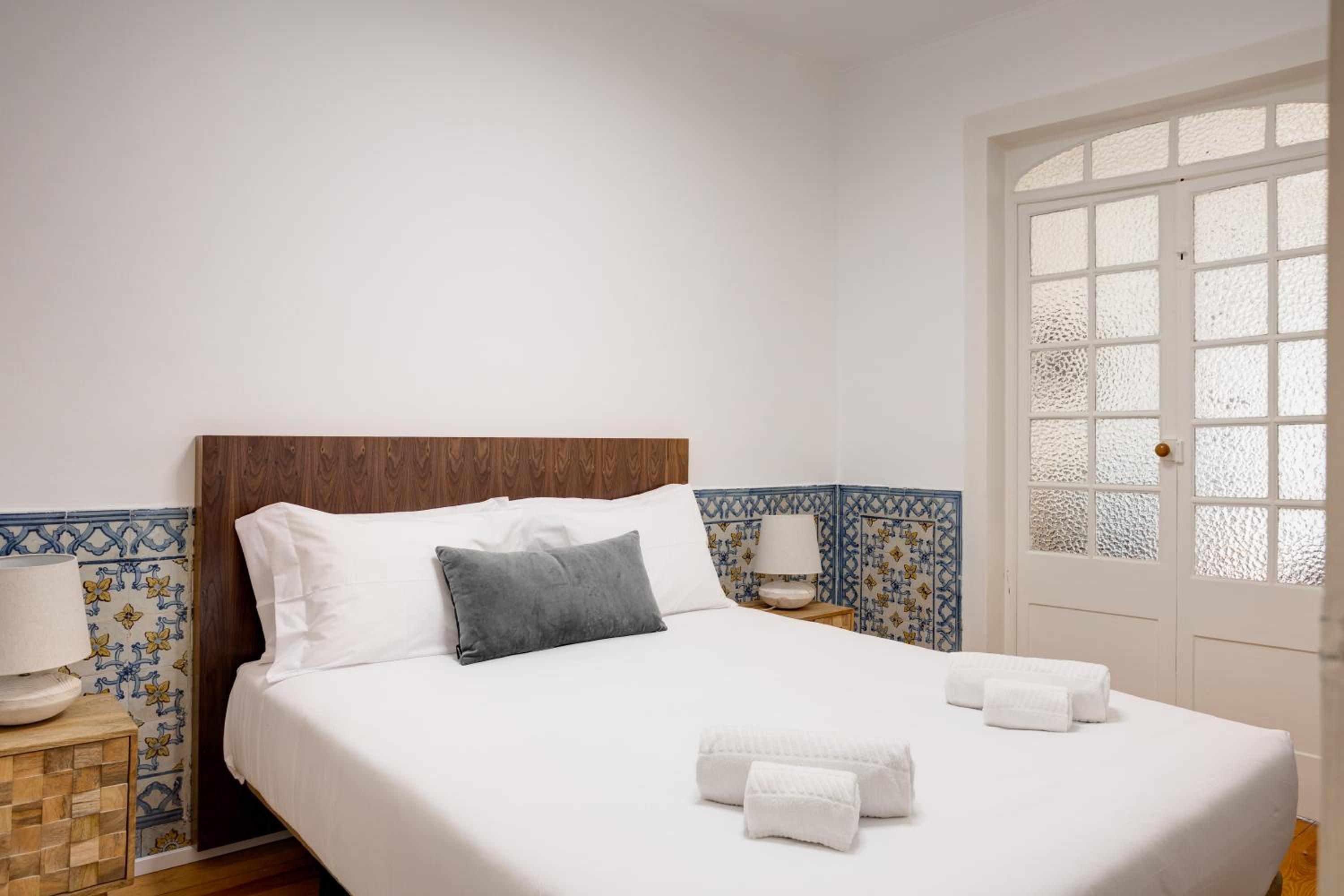 Hip & Renovated T.M. Flat in Bairro Alto view 5