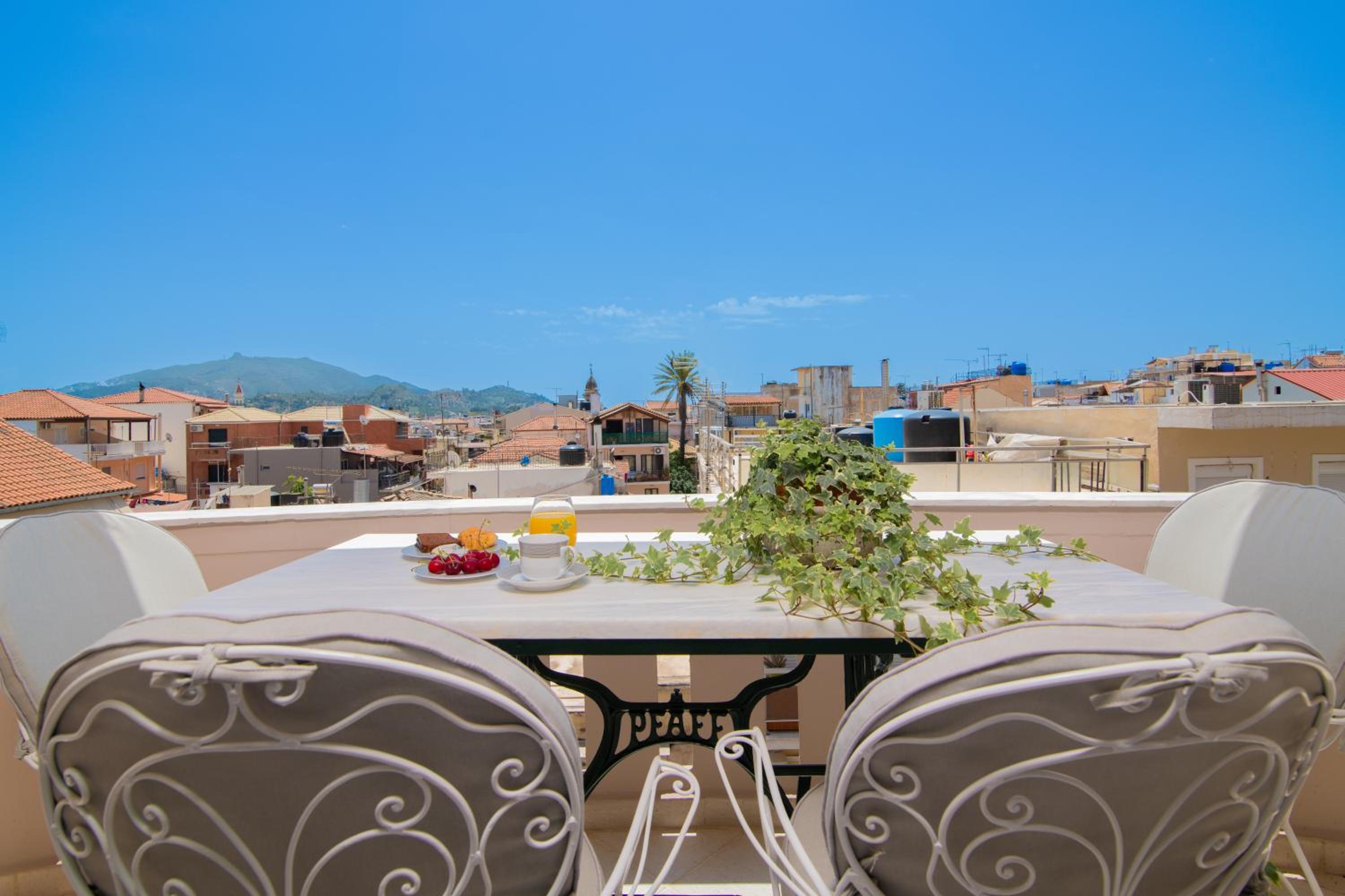 ExAnimo Luxury Apartments view 5