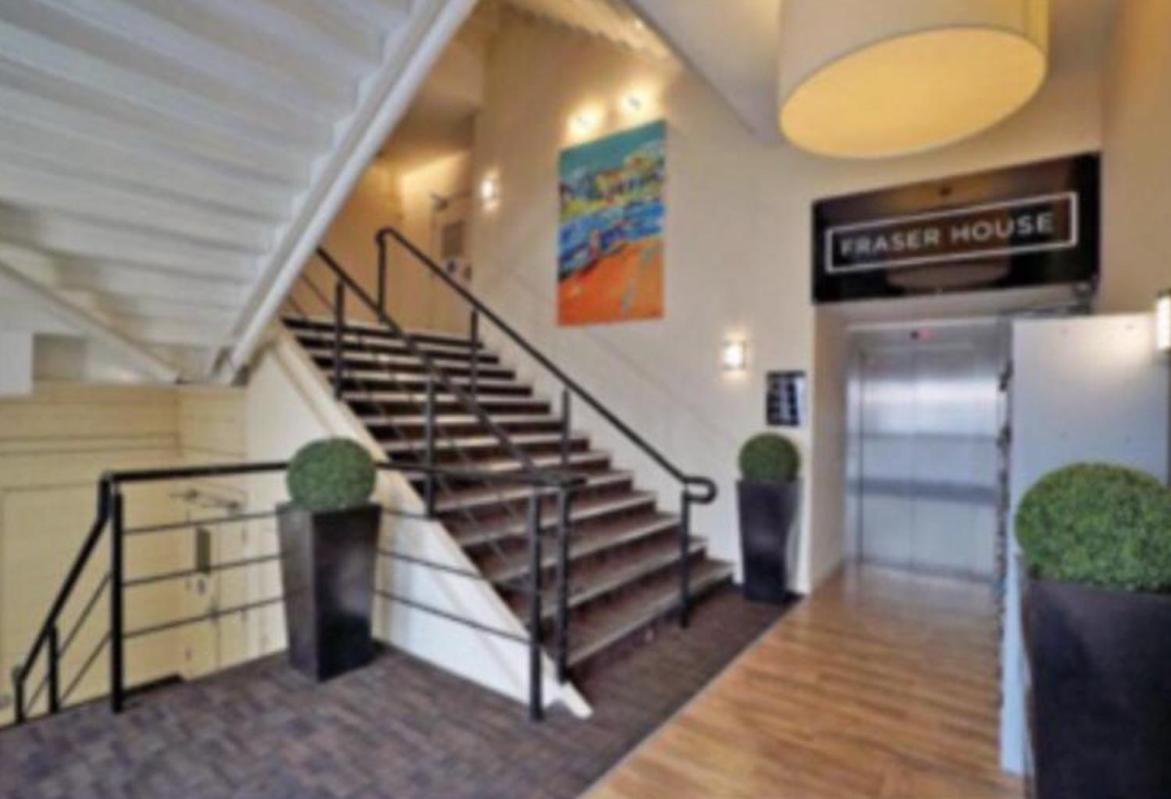 Aberdeen stay central 2-bedrooms Apt-No Party view 5