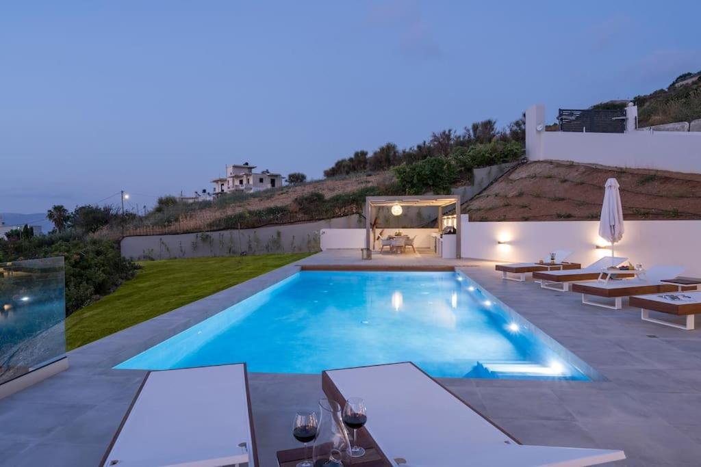 Villa Thea, stunning view, pool, BBQ, Brand new. photo 5