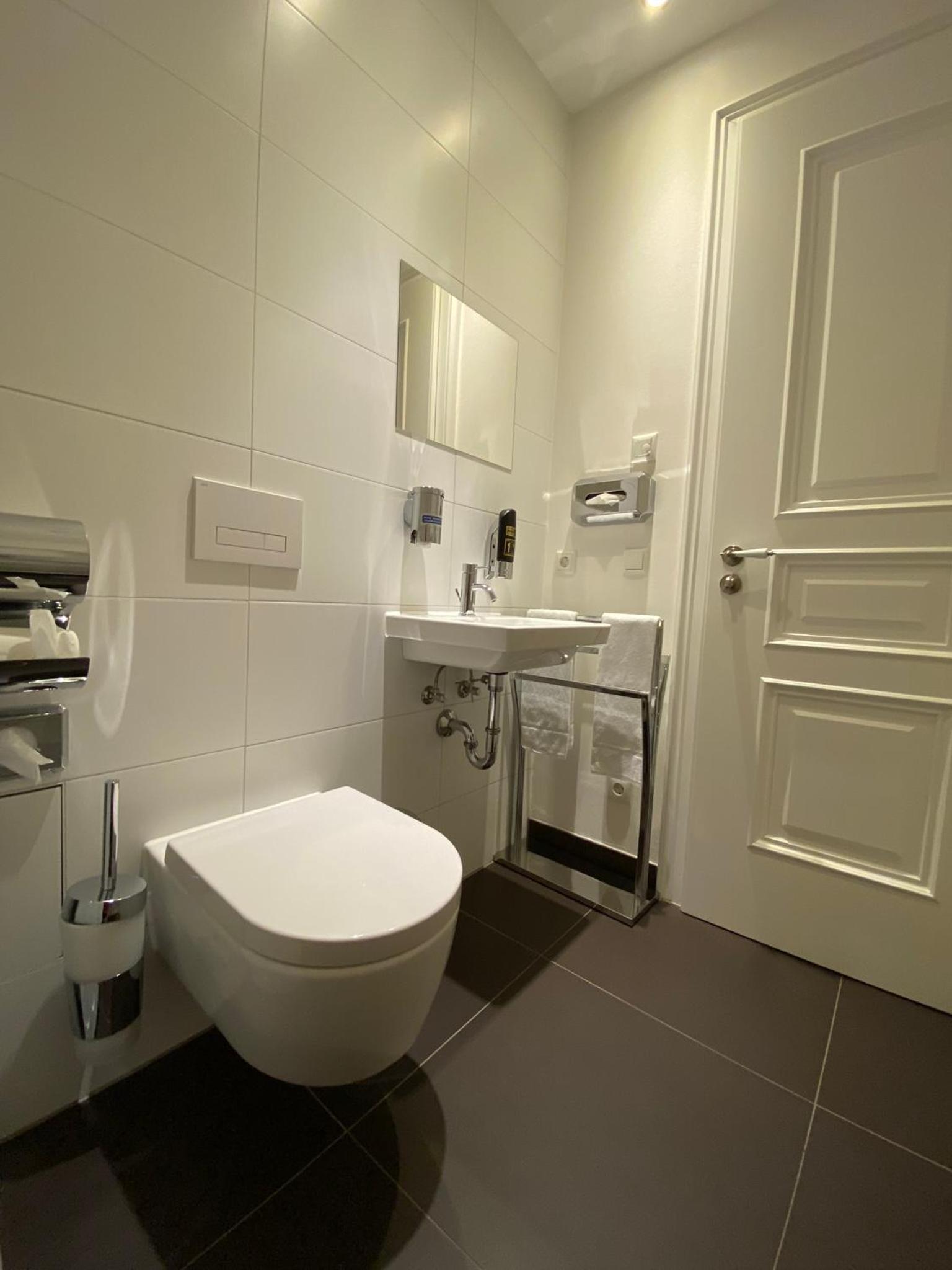 Dresden Vacations - grosszugiges Apartment mit Blick zur Frauenkirche - Property Image 14