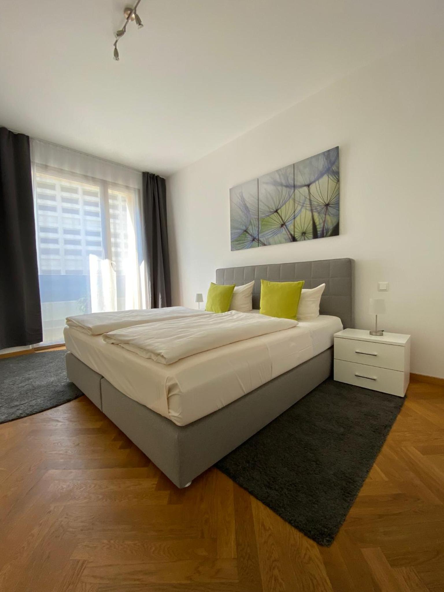 Dresden Vacations - grosszugiges Apartment mit Blick zur Frauenkirche - Property Image 9