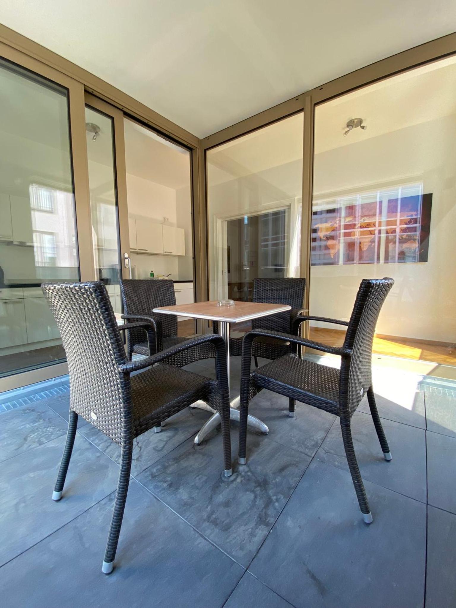 Dresden Vacations - grosszugiges Apartment mit Blick zur Frauenkirche - Property Image 4