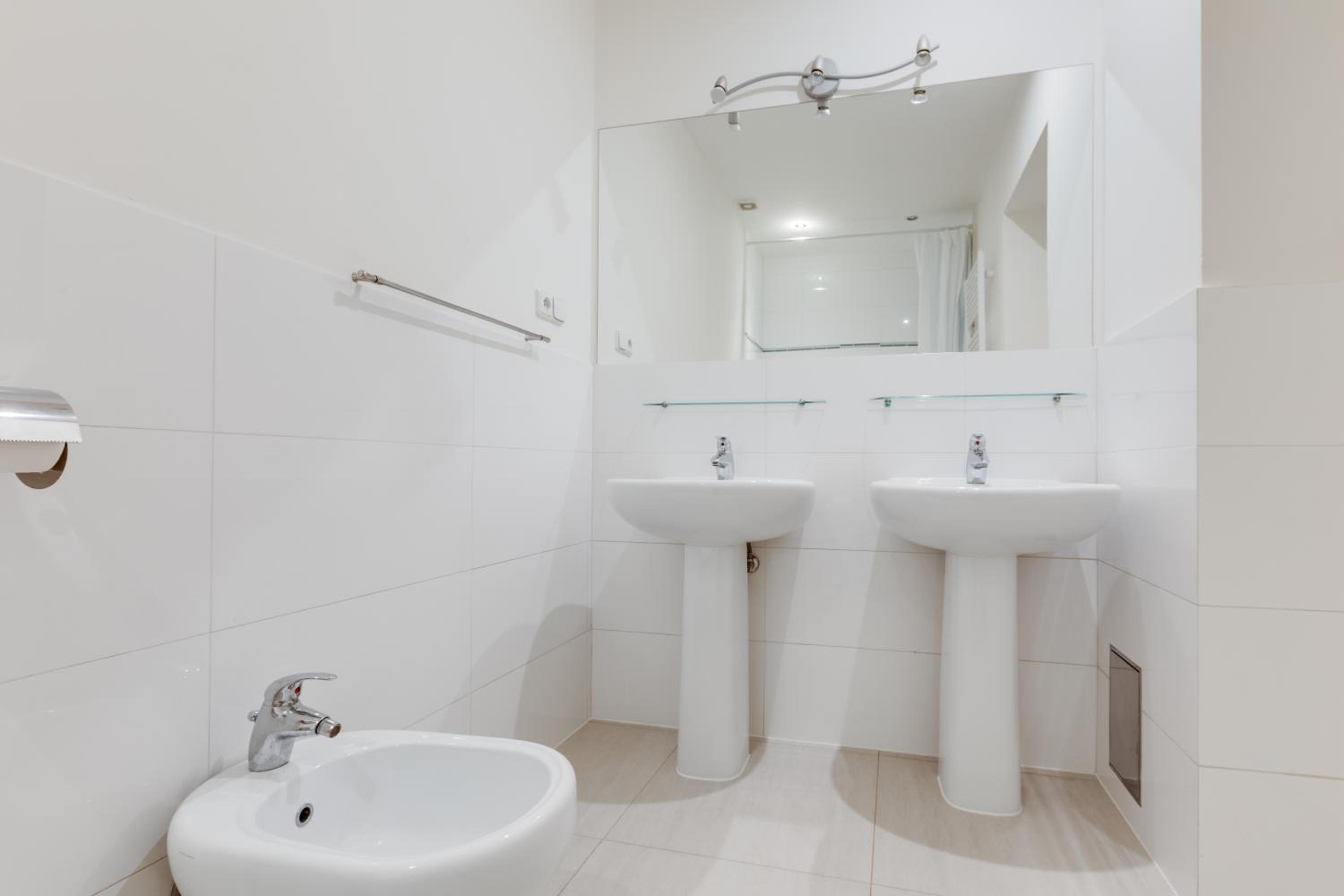 Luxury Riverside Apartments In The Center Of Prague