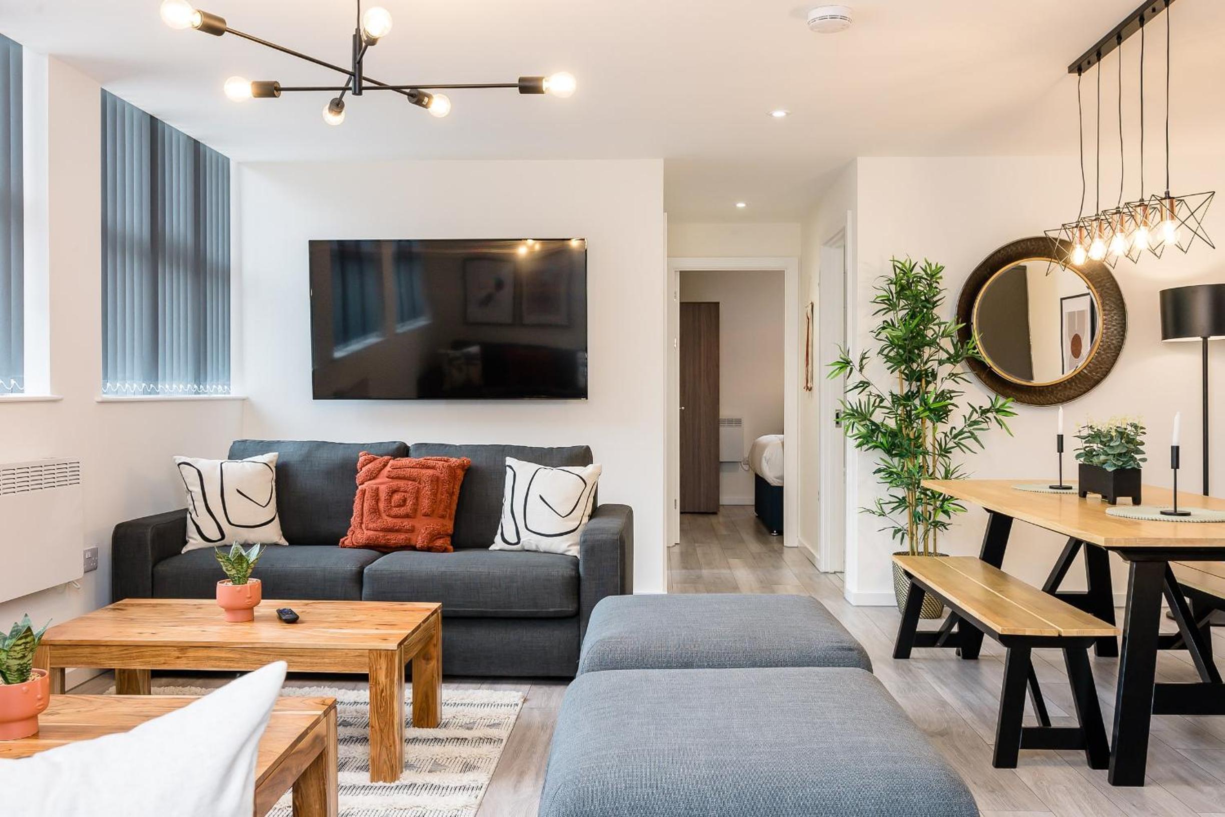 Host & Stay - The Rodney Courtyard view 3