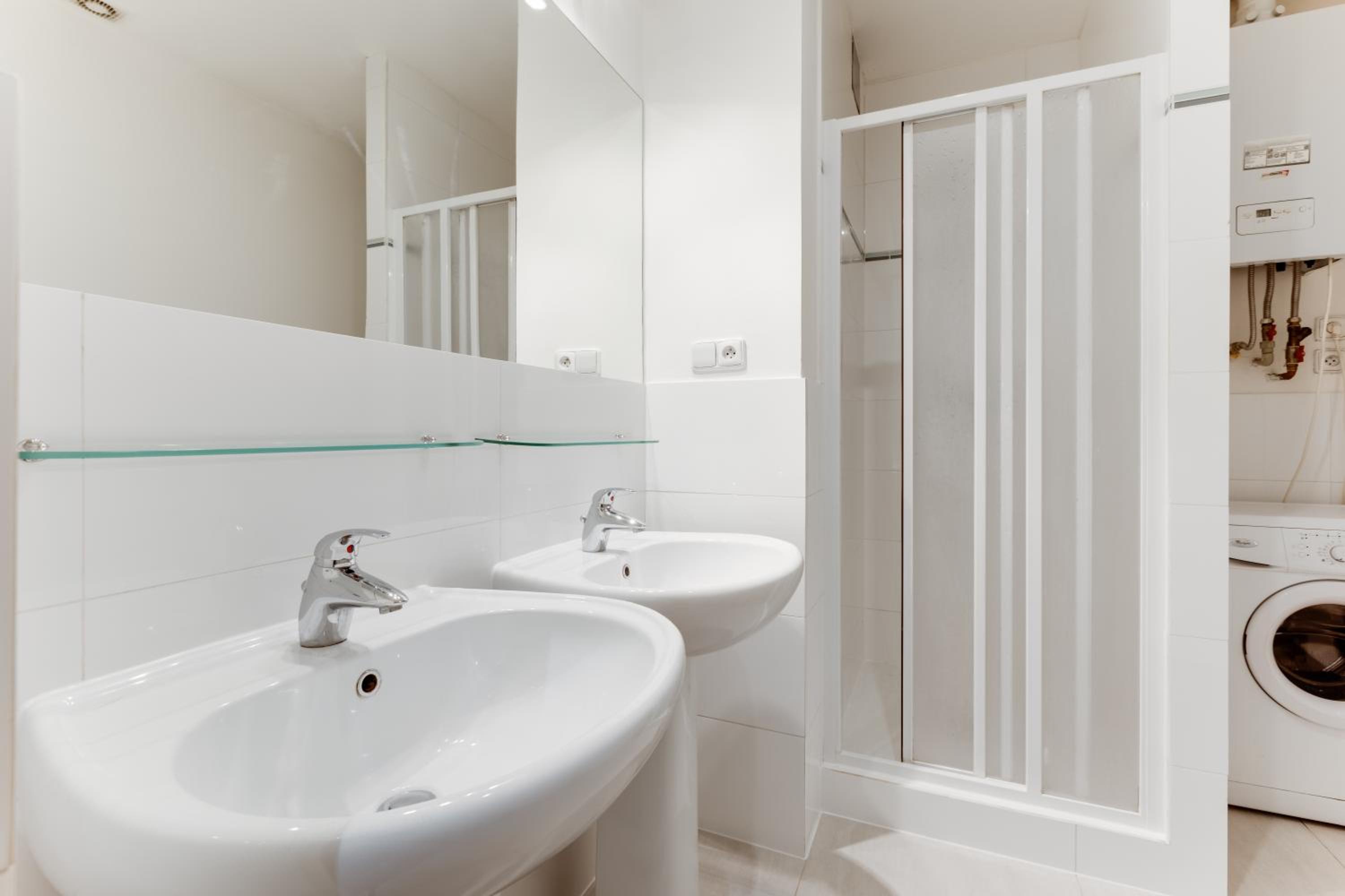 Luxury Riverside Apartments In The Center Of Prague