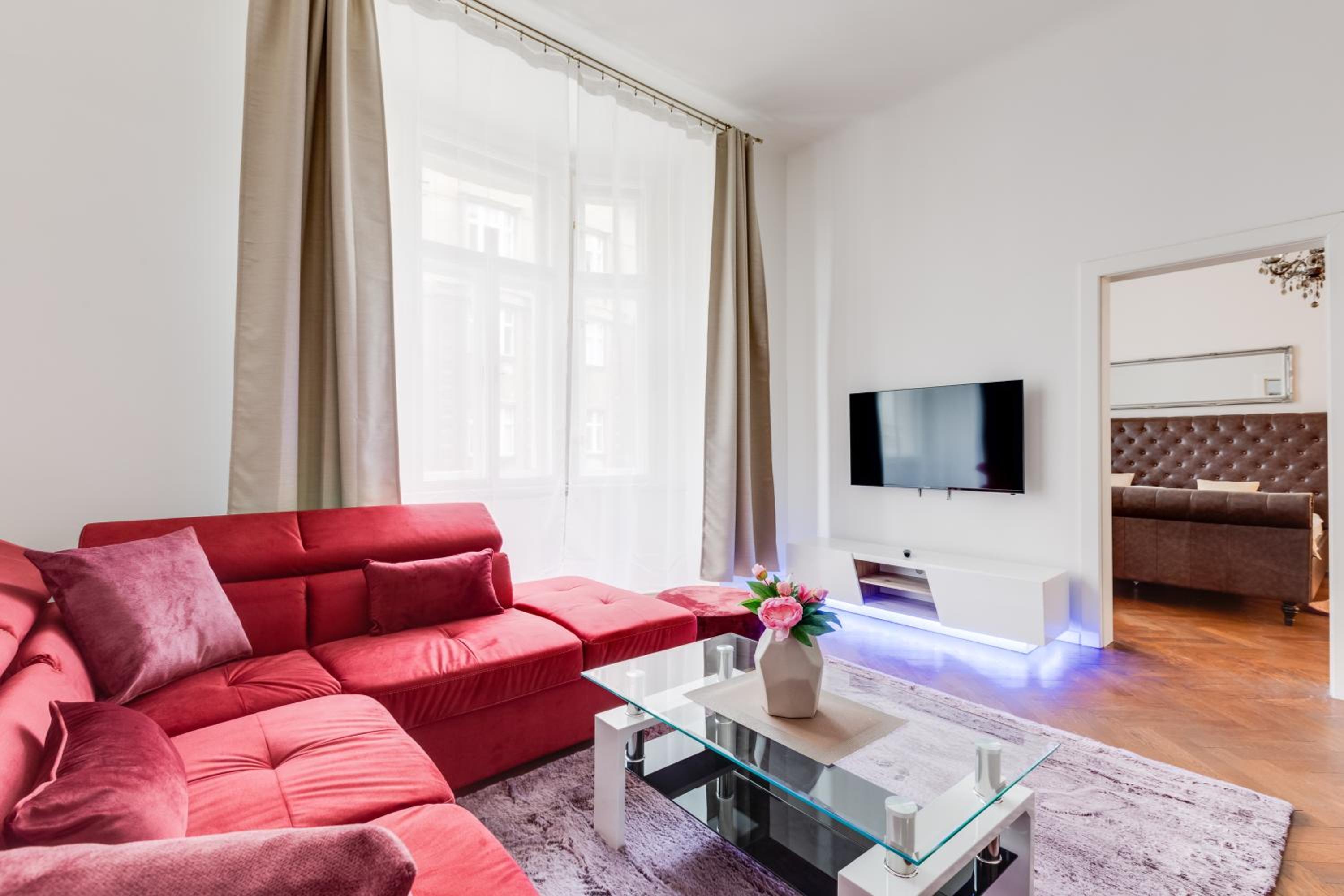 Luxury Riverside Apartments In The Center Of Prague