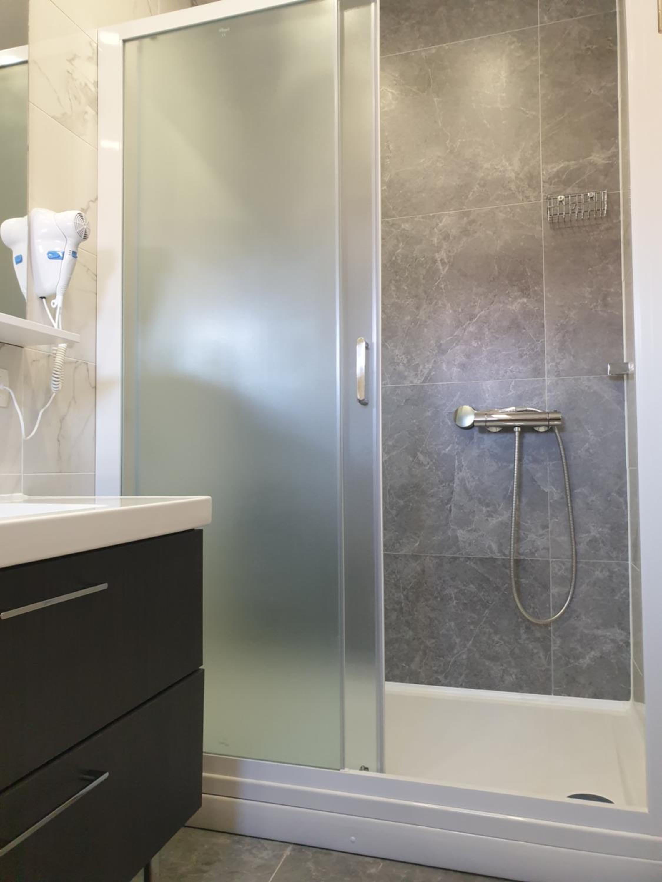 Apartmani Kameno Sidro