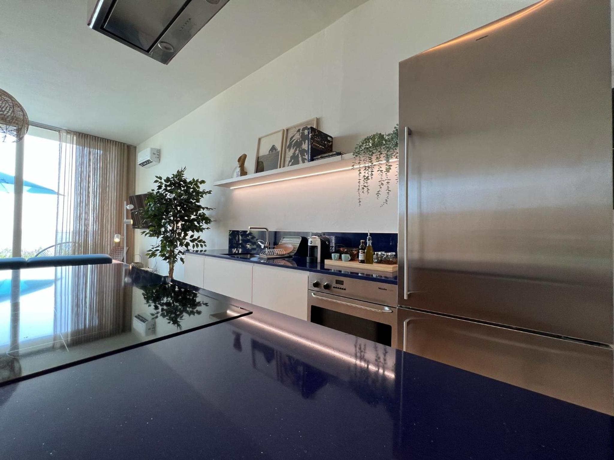 Green Coast beach villa with pool, hot tub & sauna
