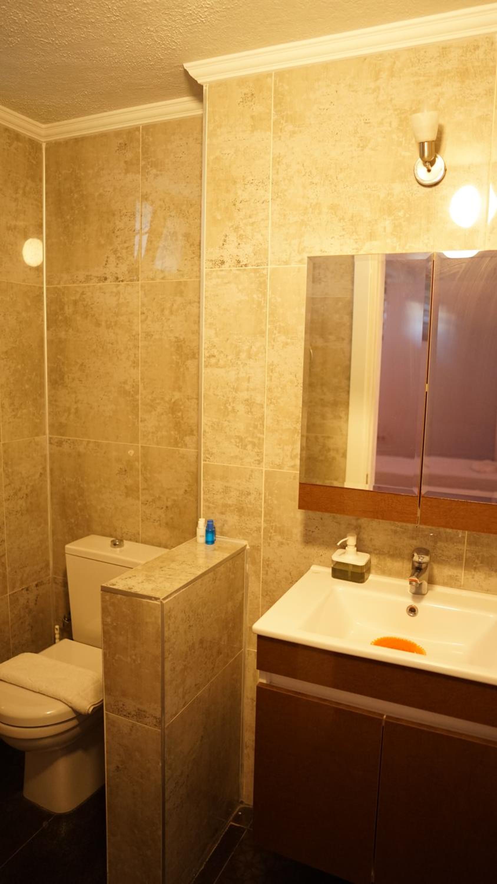 Karyada Hotel - Image 139