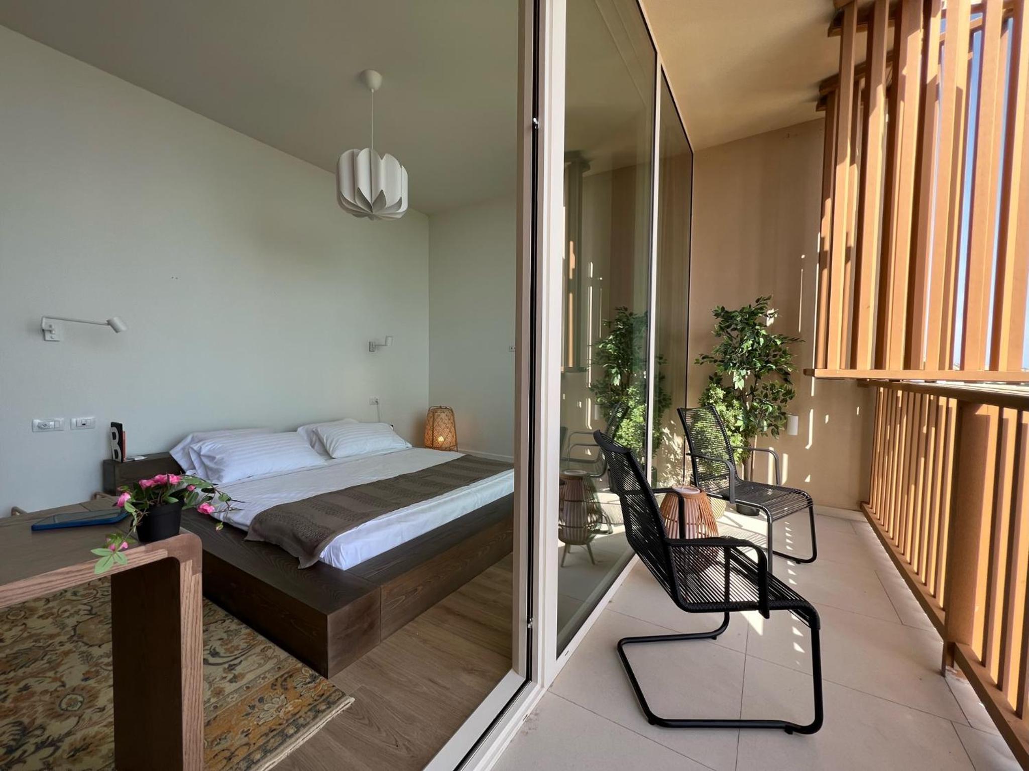 Green Coast beach villa with pool, hot tub & sauna