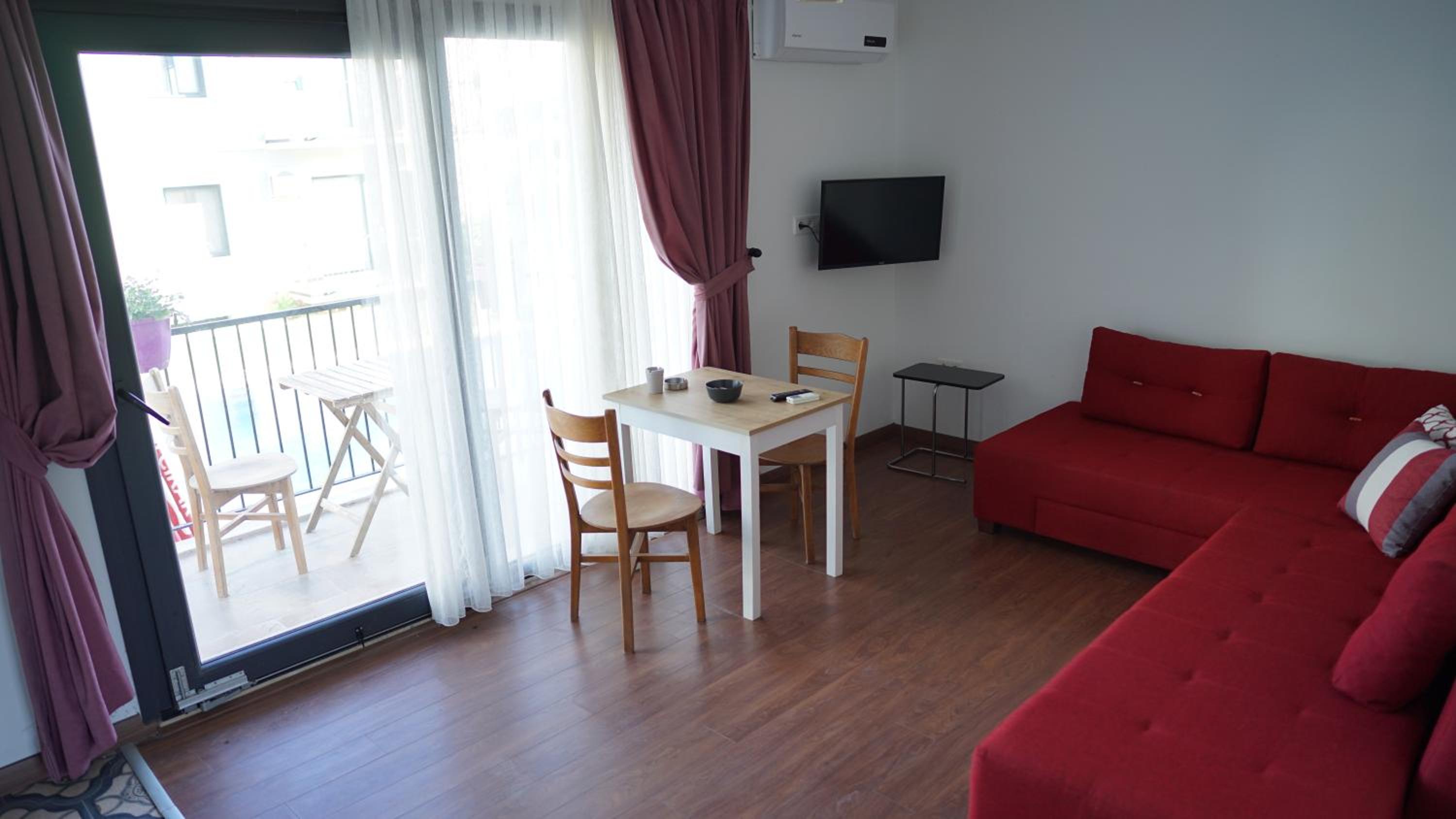 Karyada Hotel - Image 40