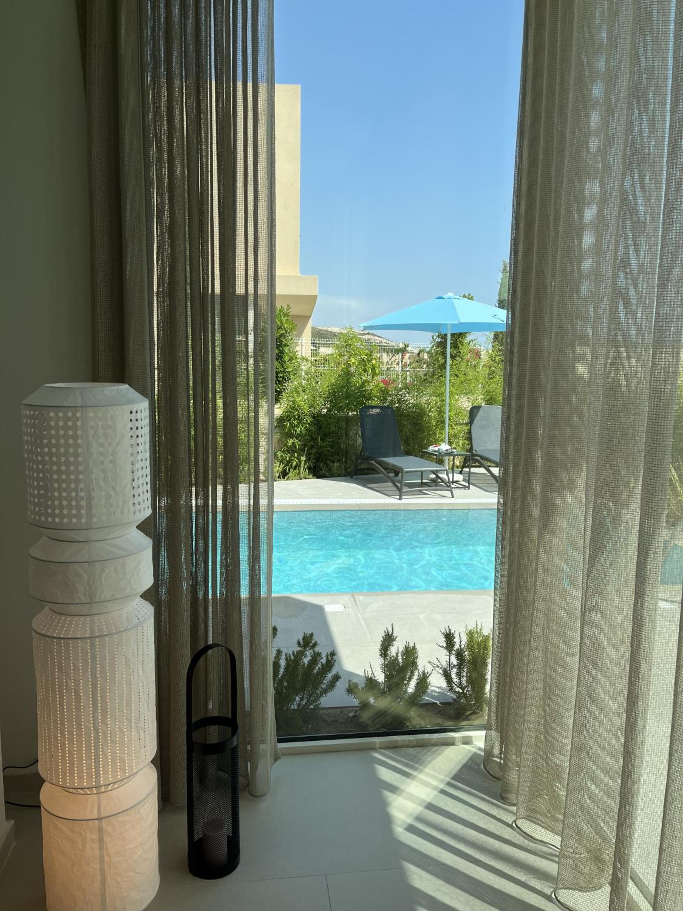 Green Coast beach villa with pool, hot tub & sauna