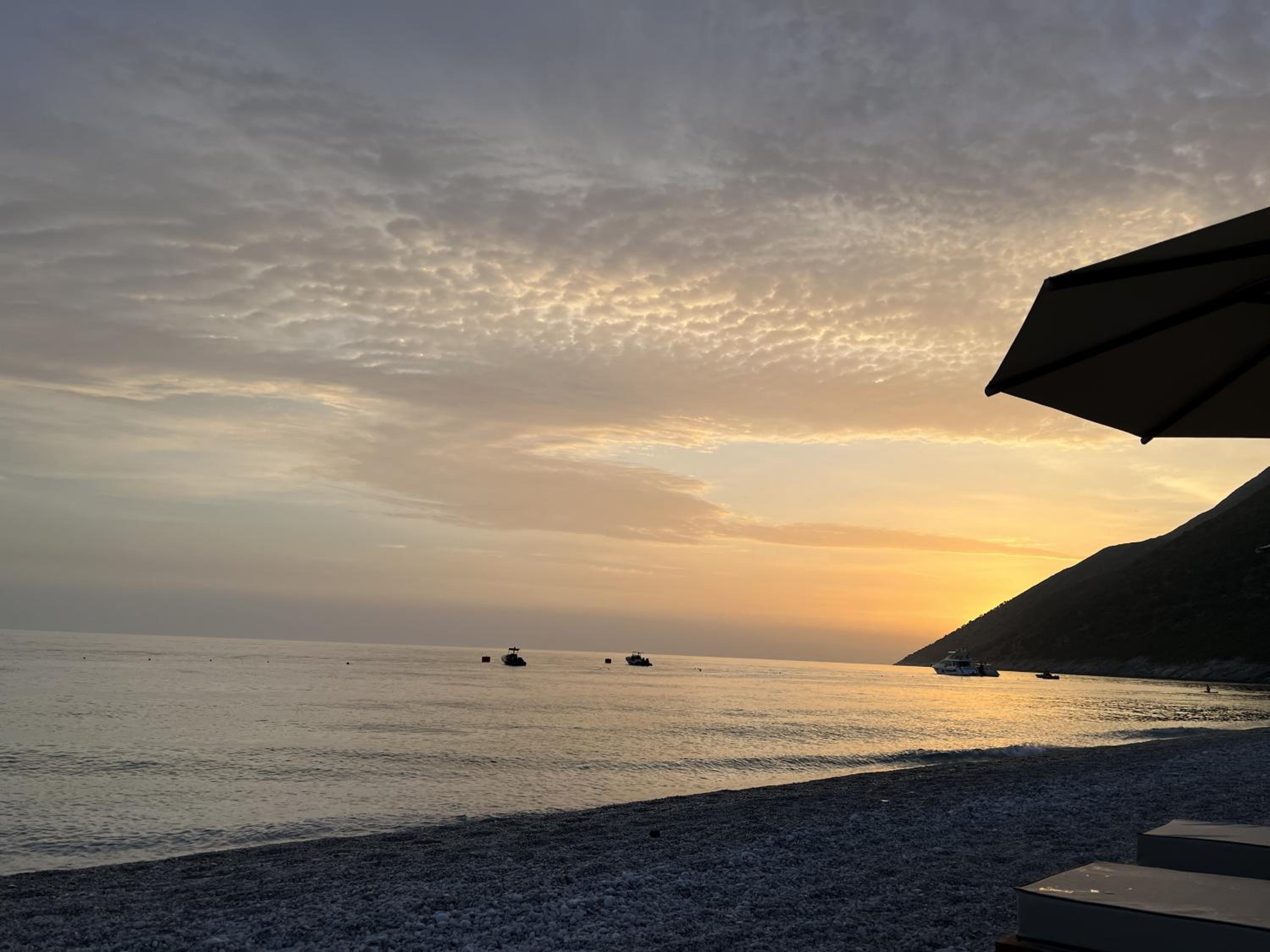 Green Coast beach villa with pool, hot tub & sauna
