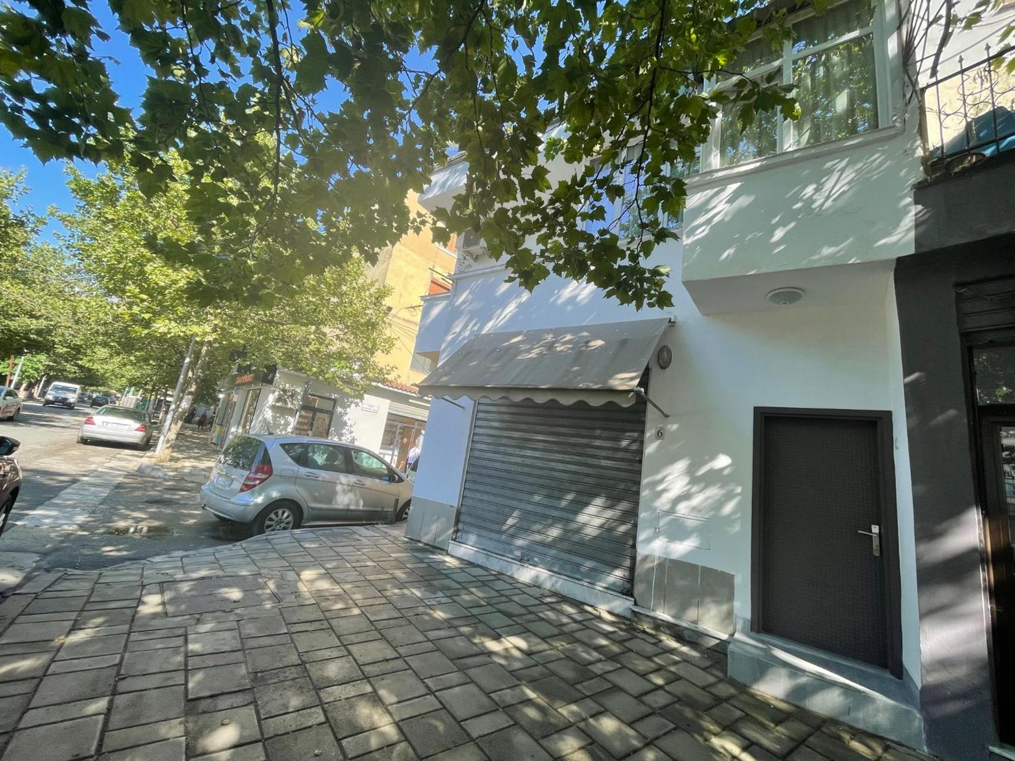Lovely one-bedroom apartment with private entrance