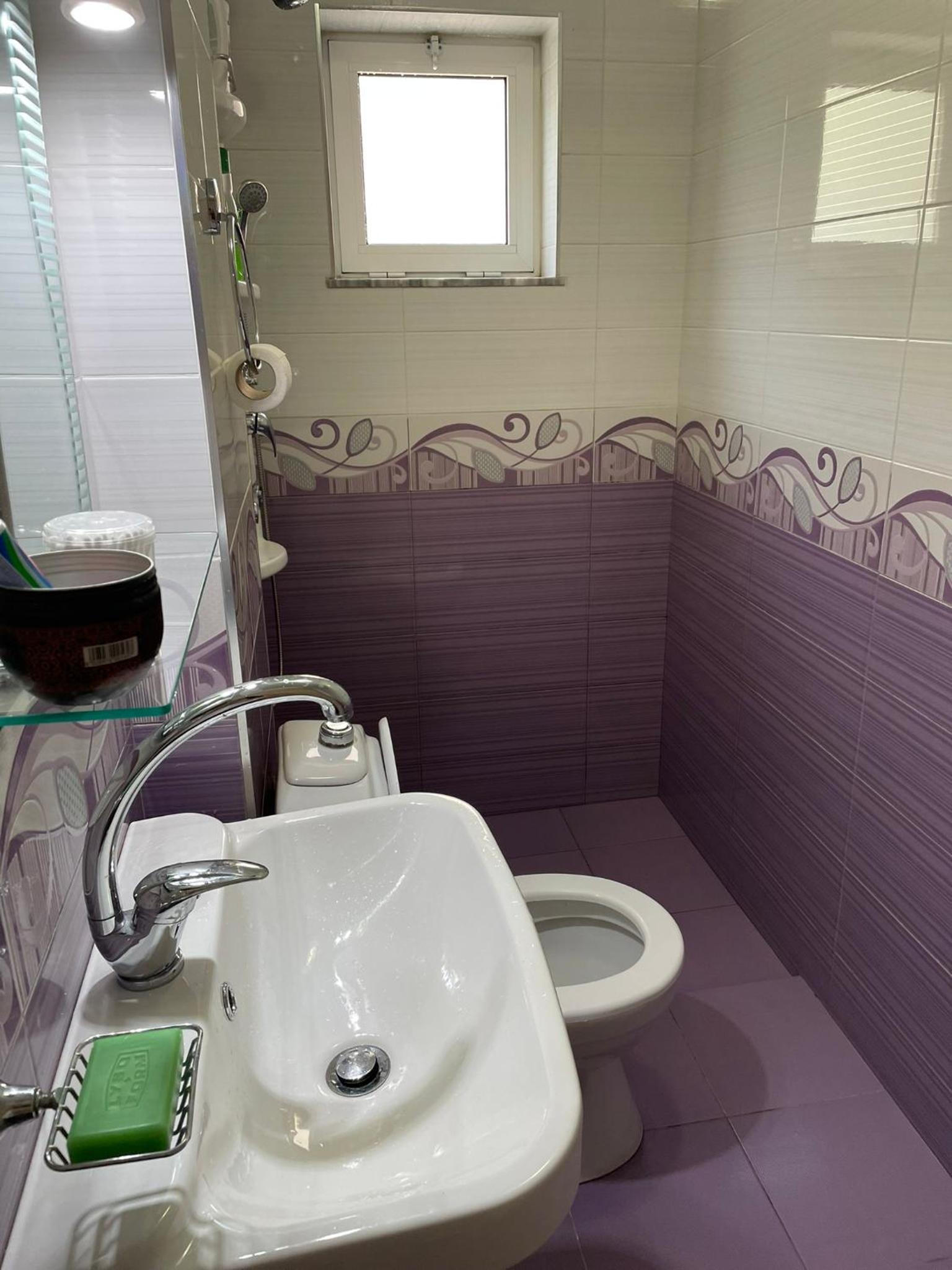 Lovely one-bedroom apartment with private entrance
