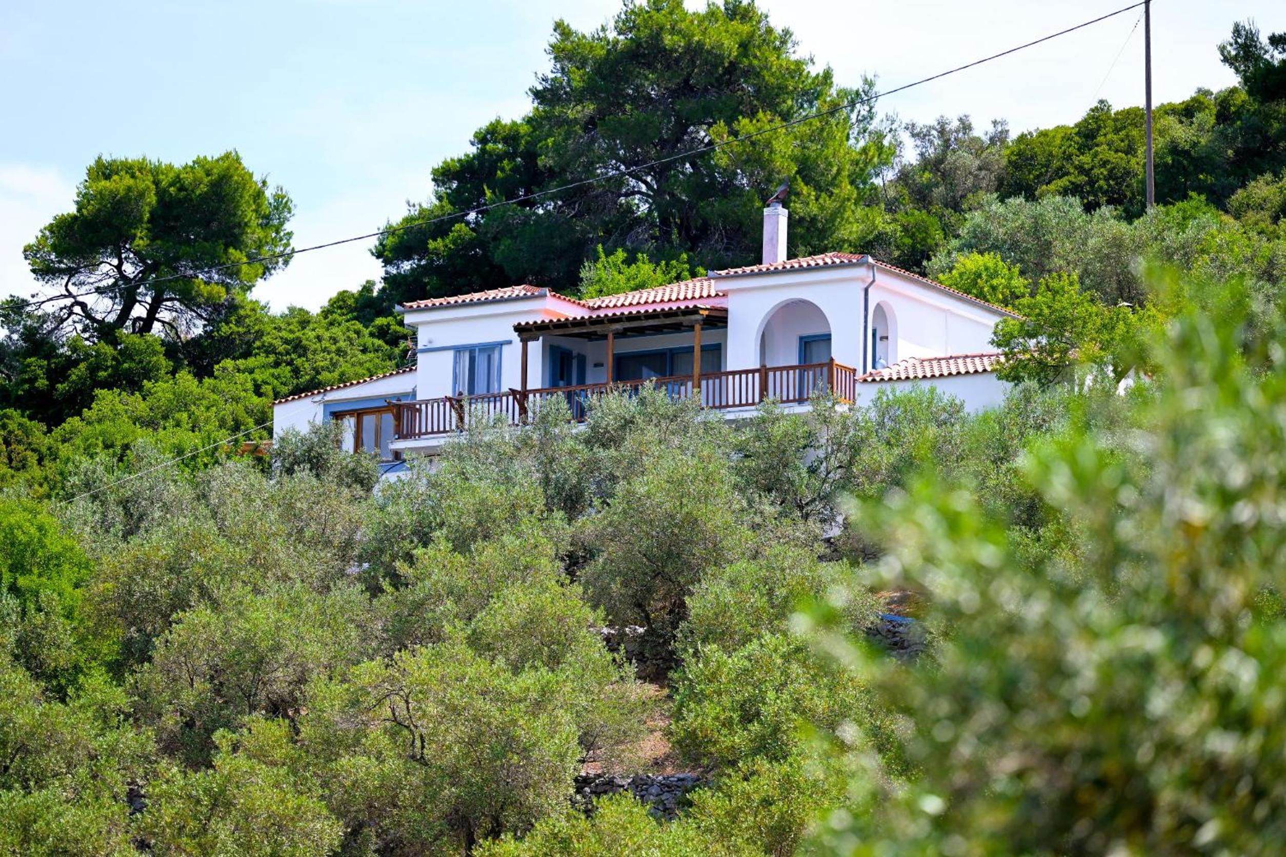Hotel Villa Katerina - Image 1