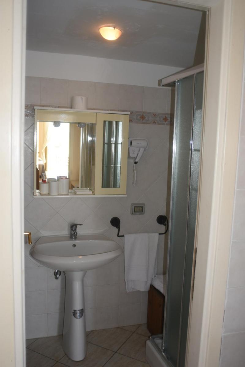 Photo 50