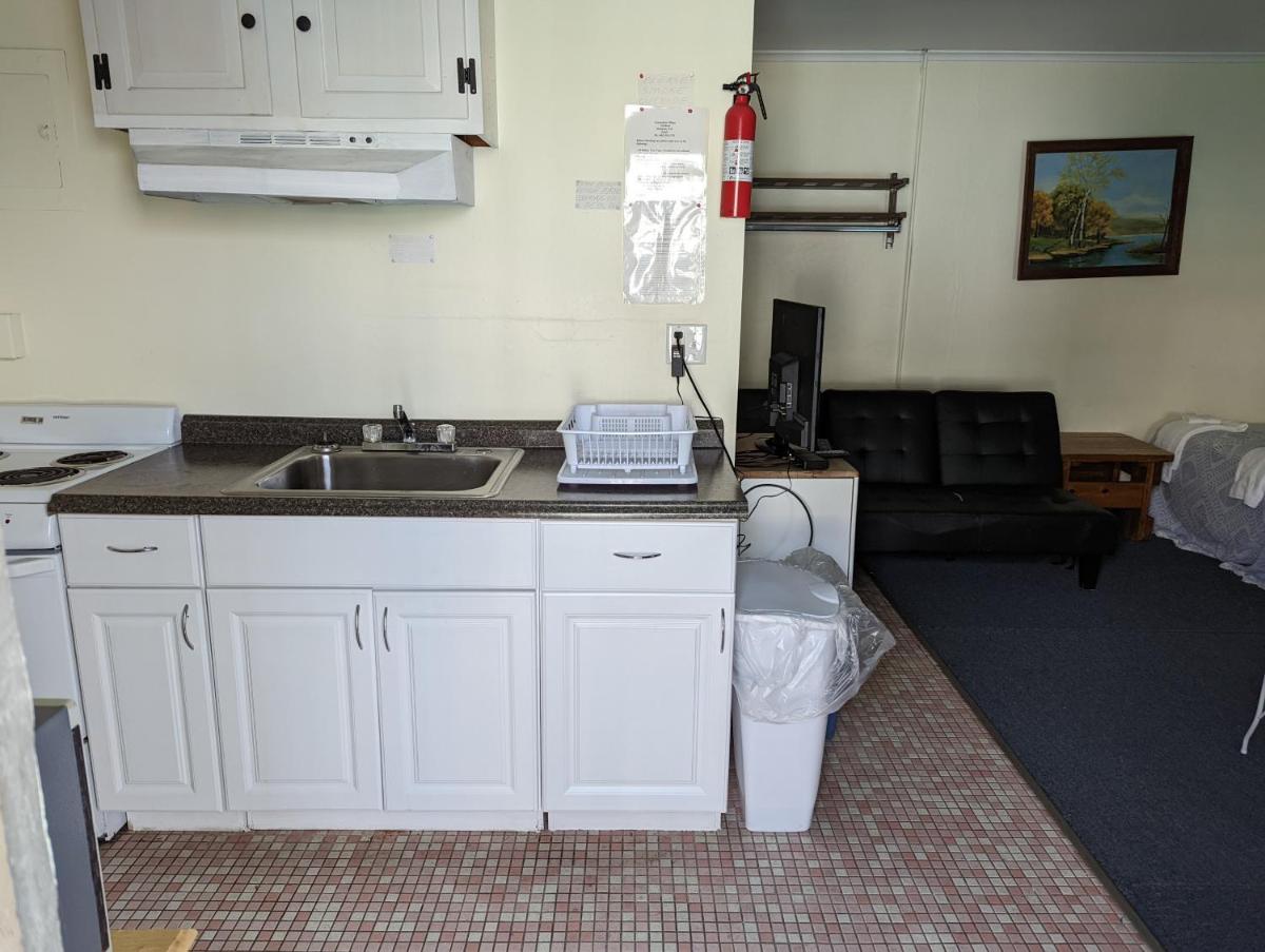 7 Beachside inn - Property Image 4