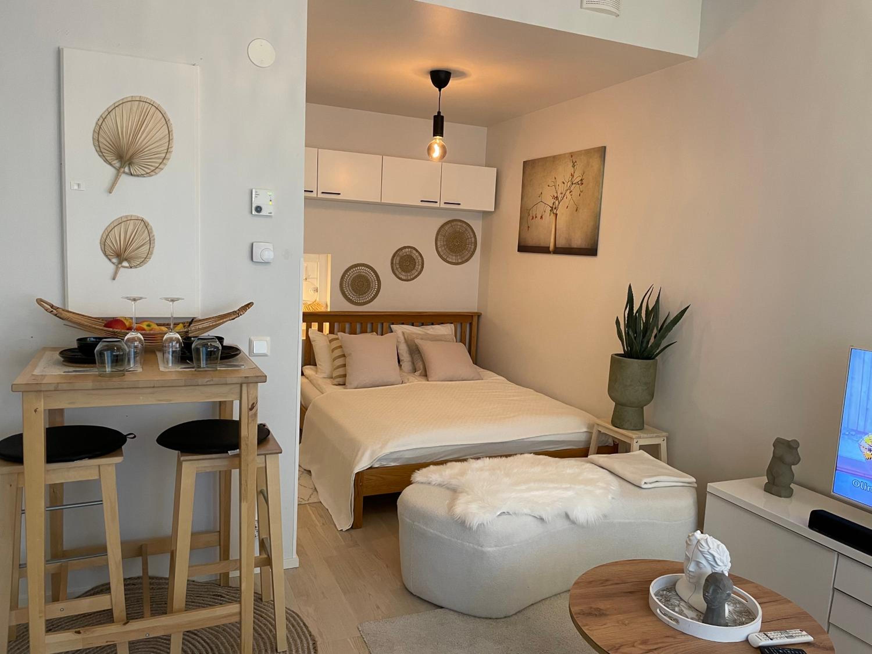 Immaculate 1-Bed Apartment in Tampere view 2