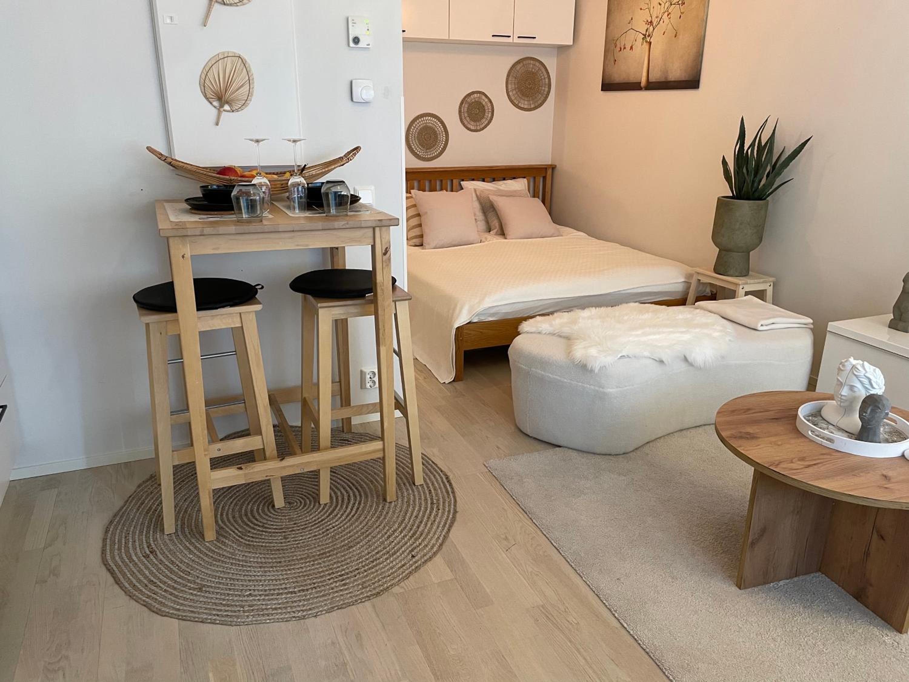 Immaculate 1-Bed Apartment in Tampere view 3