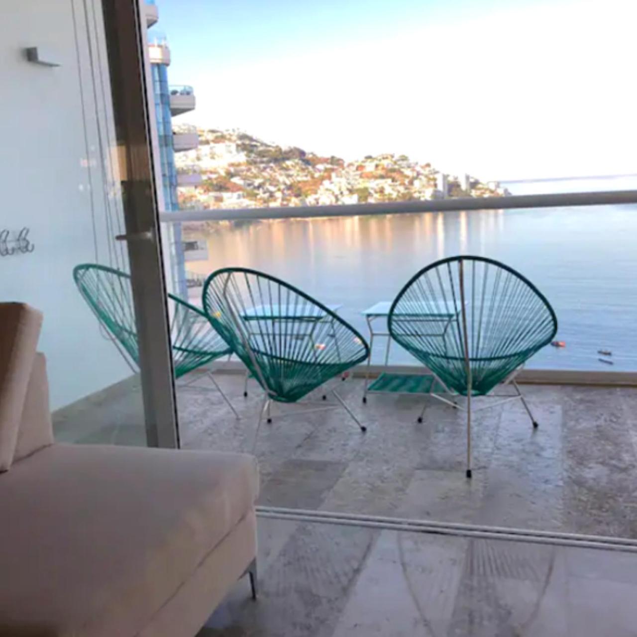 Apartamento con Piscina Frente al Mar en Acapulco view 3