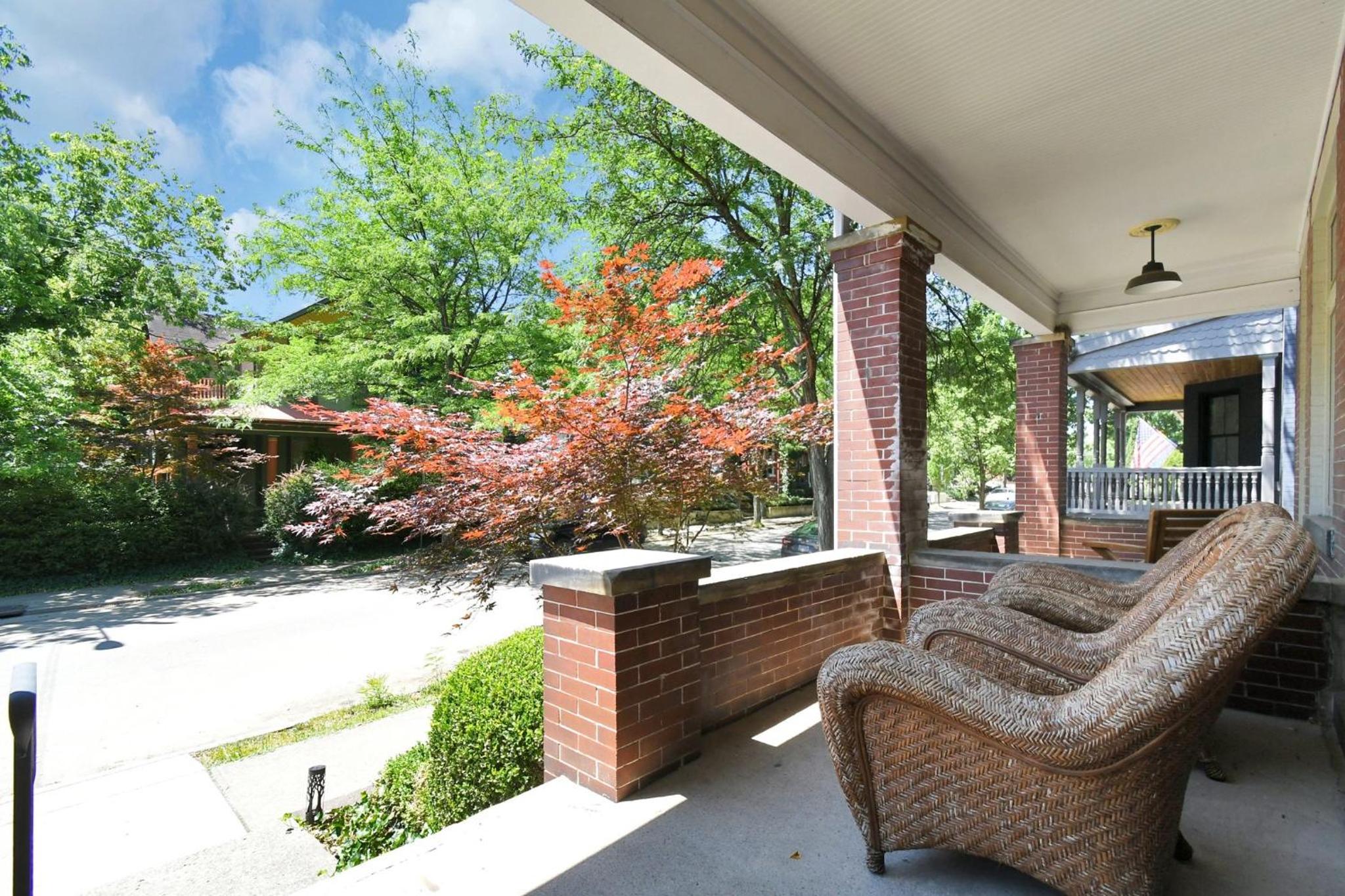 Modern Boho Stylish 1BR Near DT on Historic Street