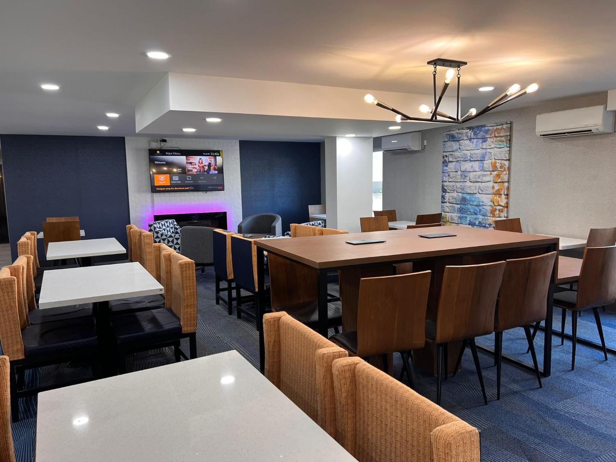 Lexington Vacations - La Quinta Inn Lexington-Horse Park - Property Image 23