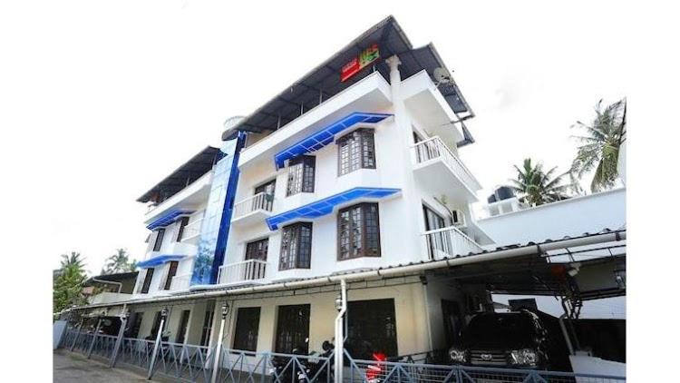 The Solo Apartments Kadavanthra view 3