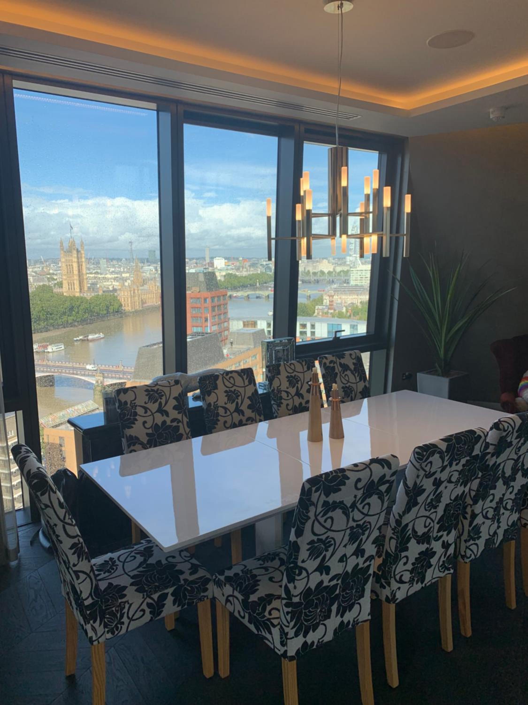 Parliament House - Luxury Penthouse