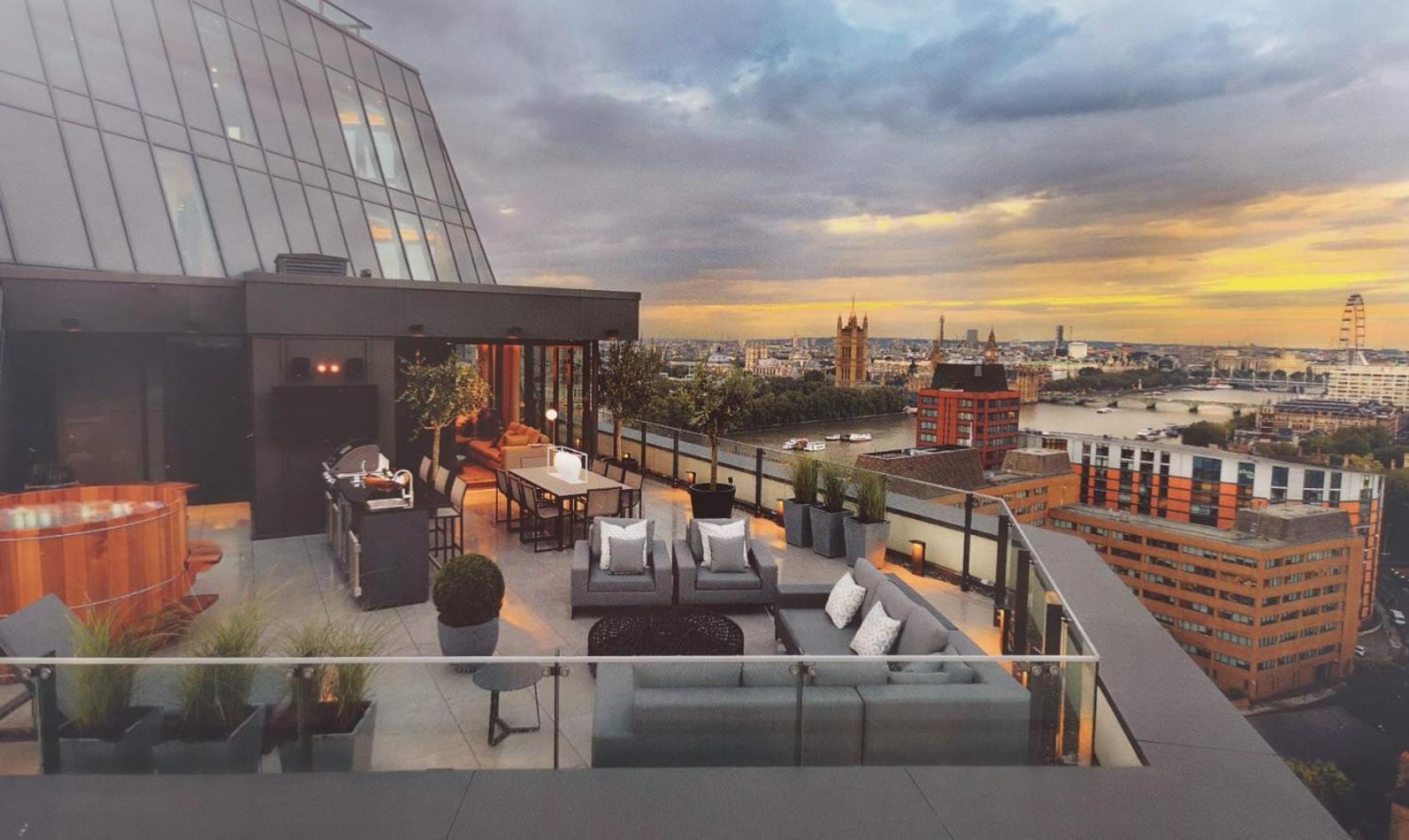 Parliament House - Luxury Penthouse