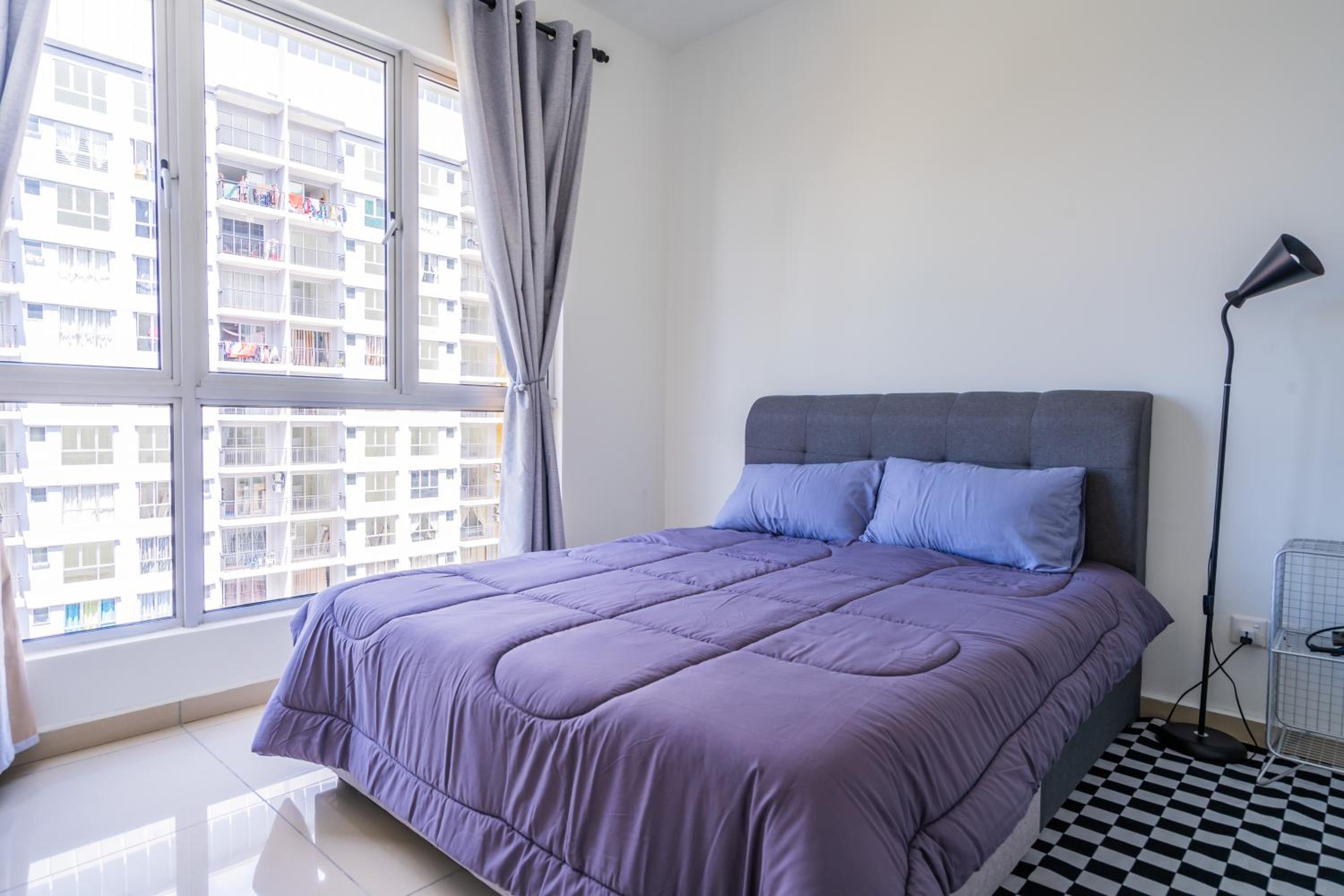 Cozy 3-bedroom condo with pool 6 pax - Semarak